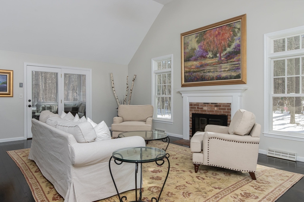 53 Mclains Woods Rd