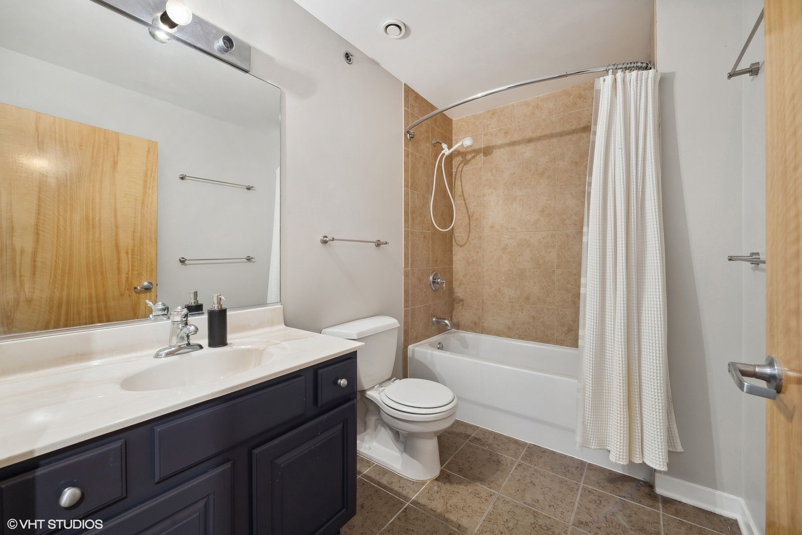 1224 W Van Buren Street Unit: 419