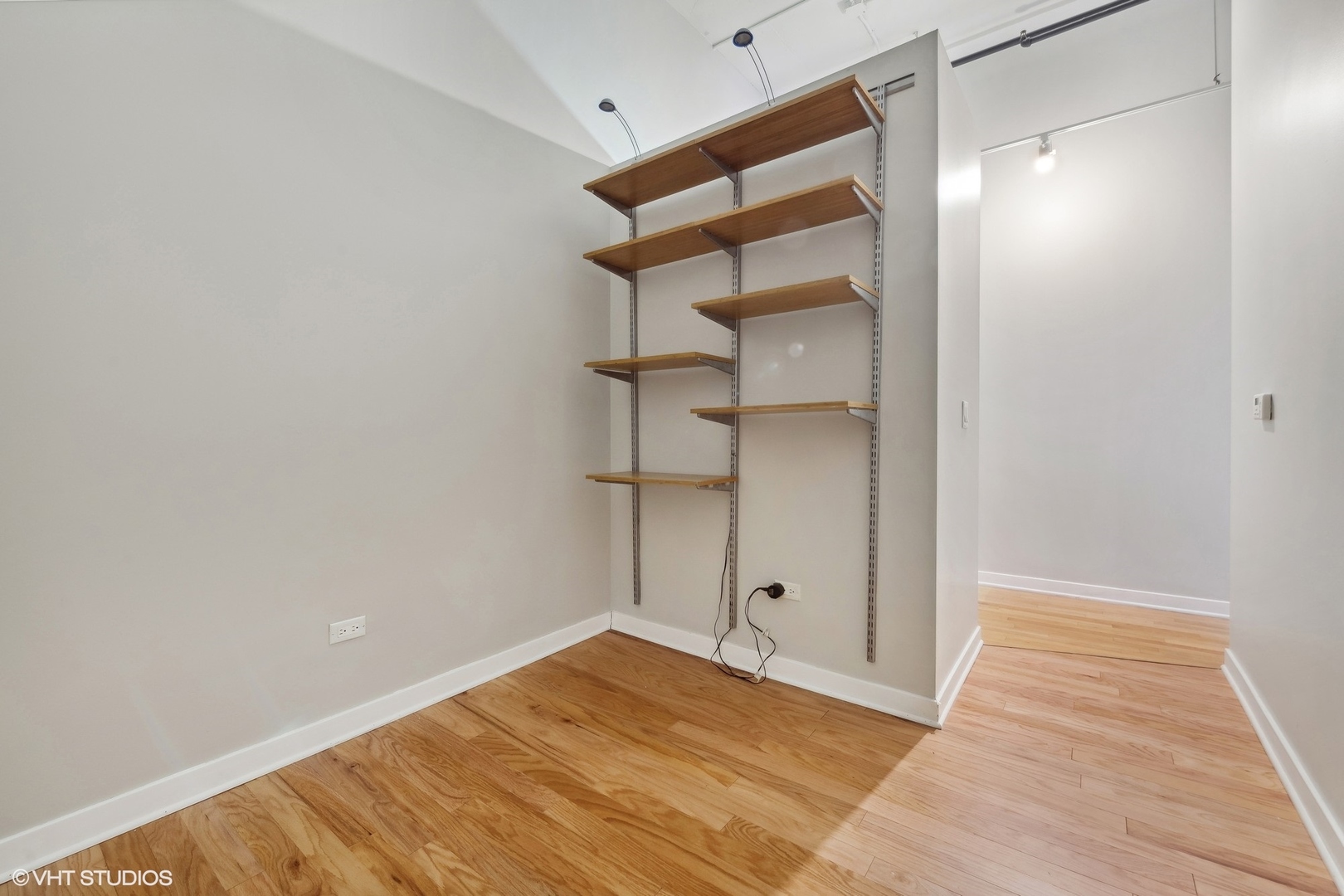 1224 W Van Buren Street Unit: 419