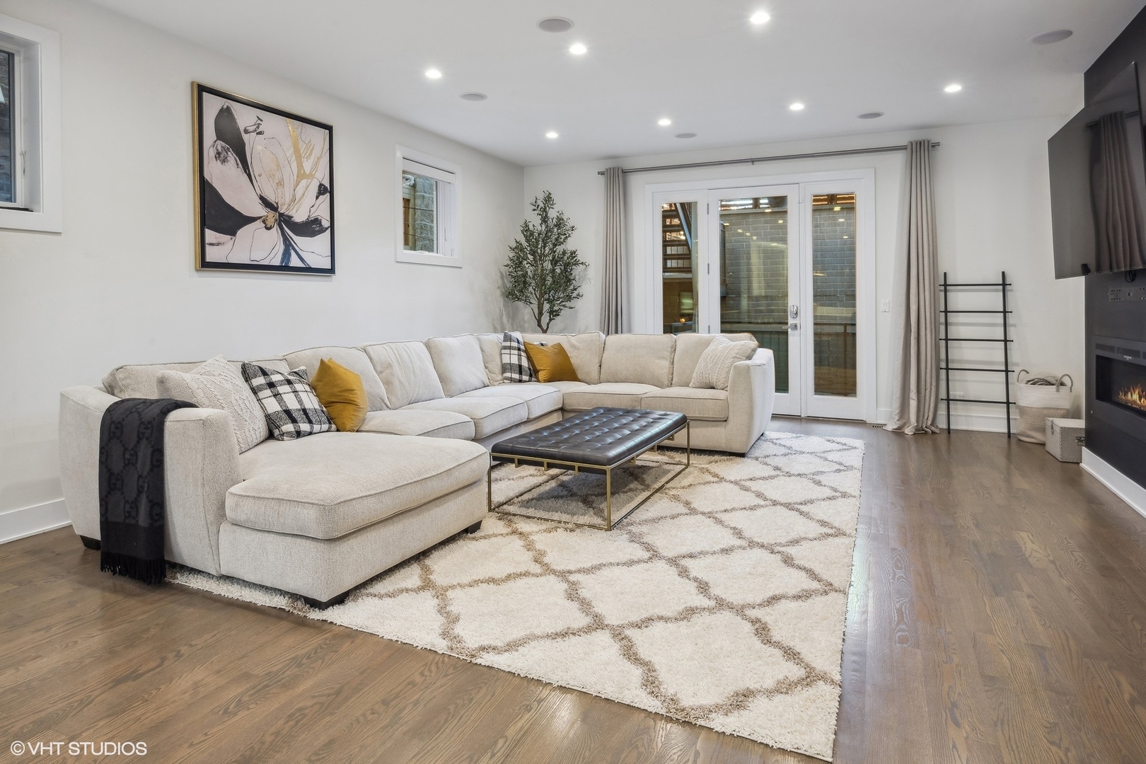 1516 W Huron Street Unit: 1