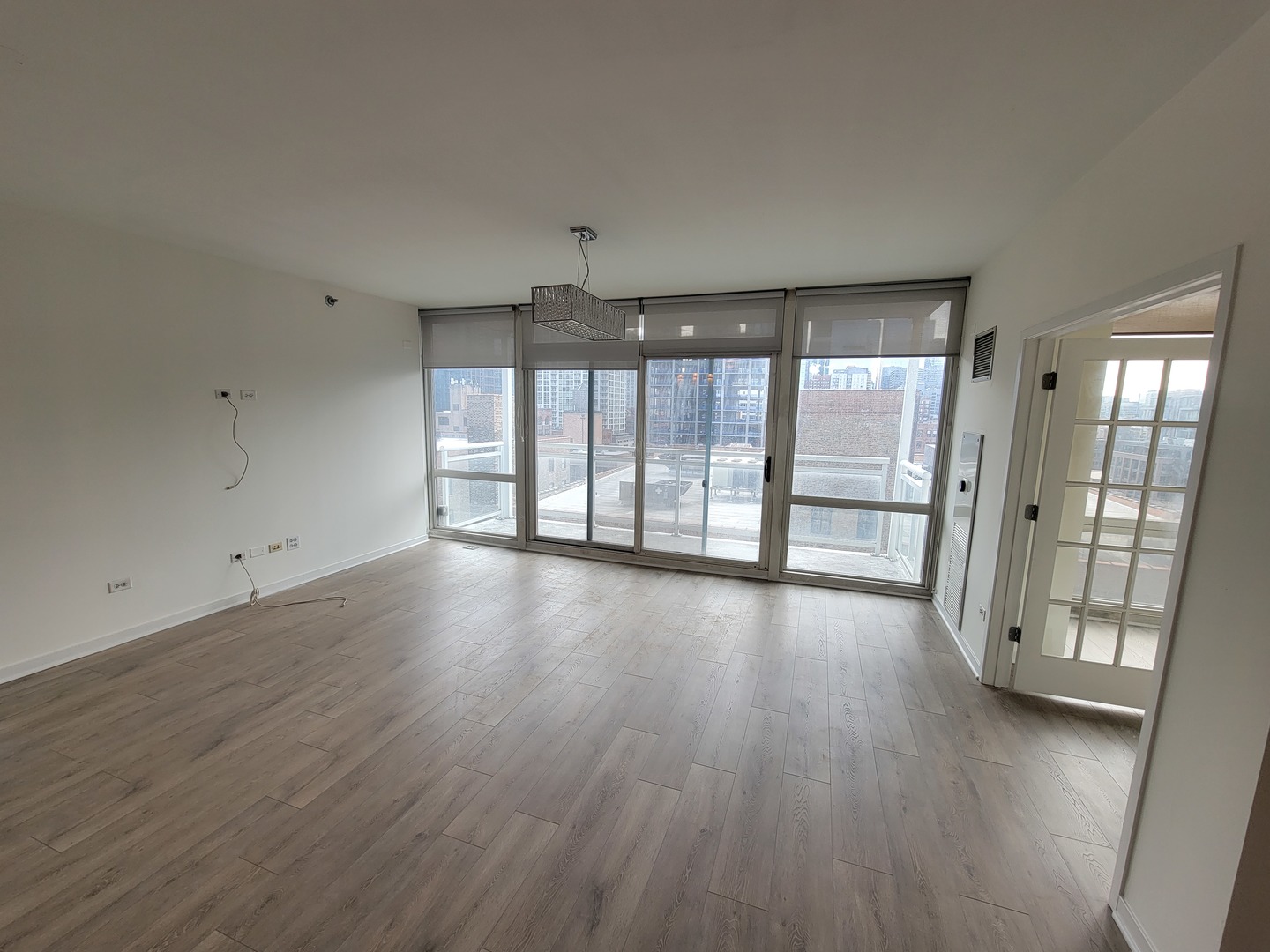 757 N Orleans Street Unit: 1004