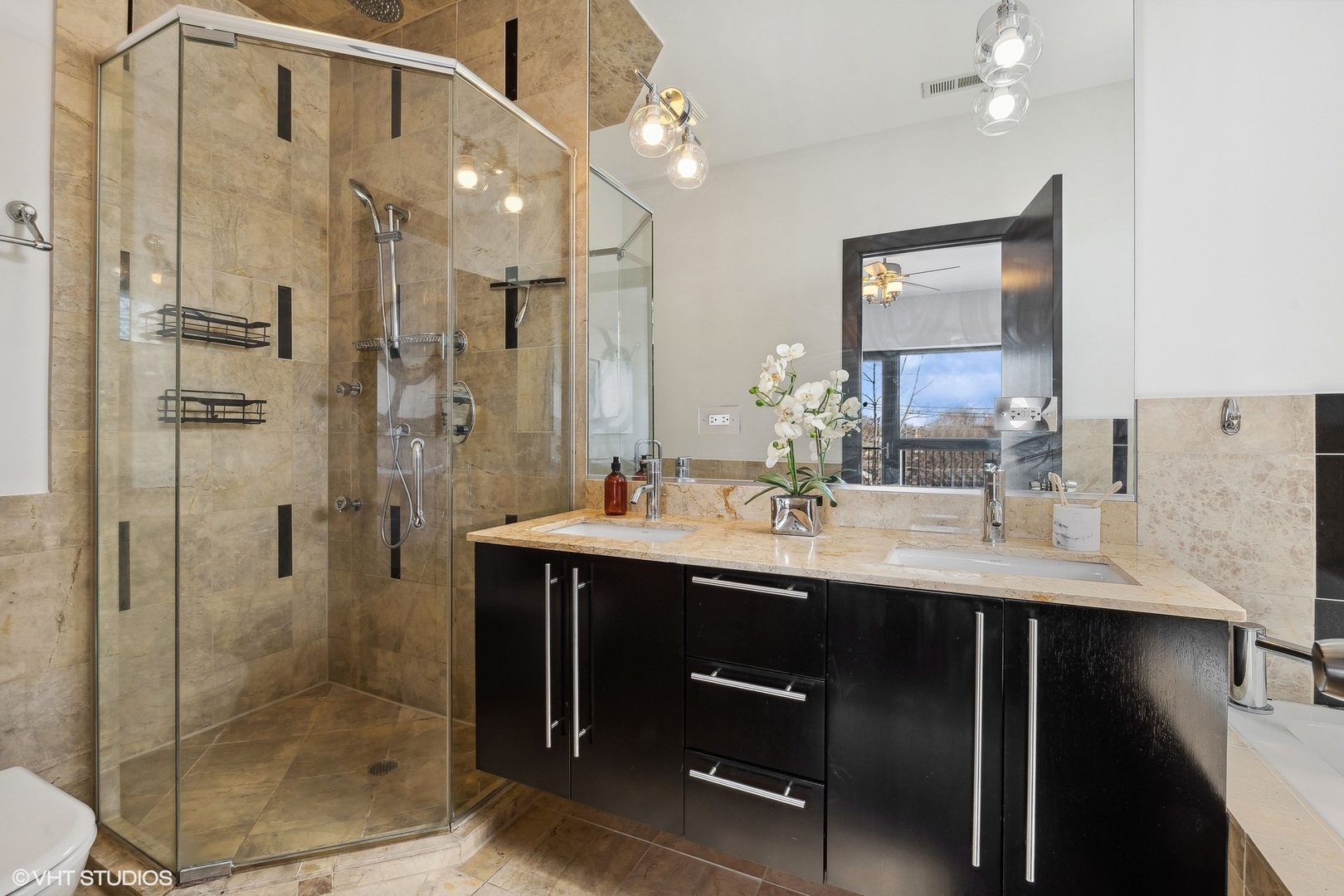 1840 N Damen Avenue Unit: 3S