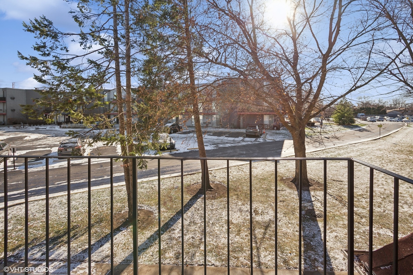 942 N Rohlwing Road Unit: 101F