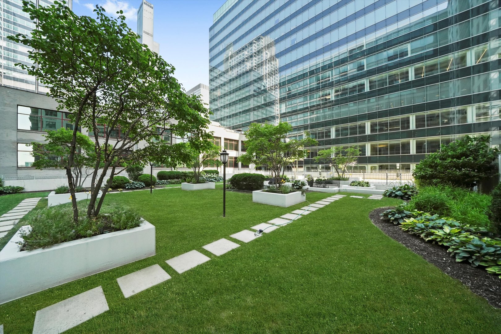 125 S Jefferson Street Unit: 1702