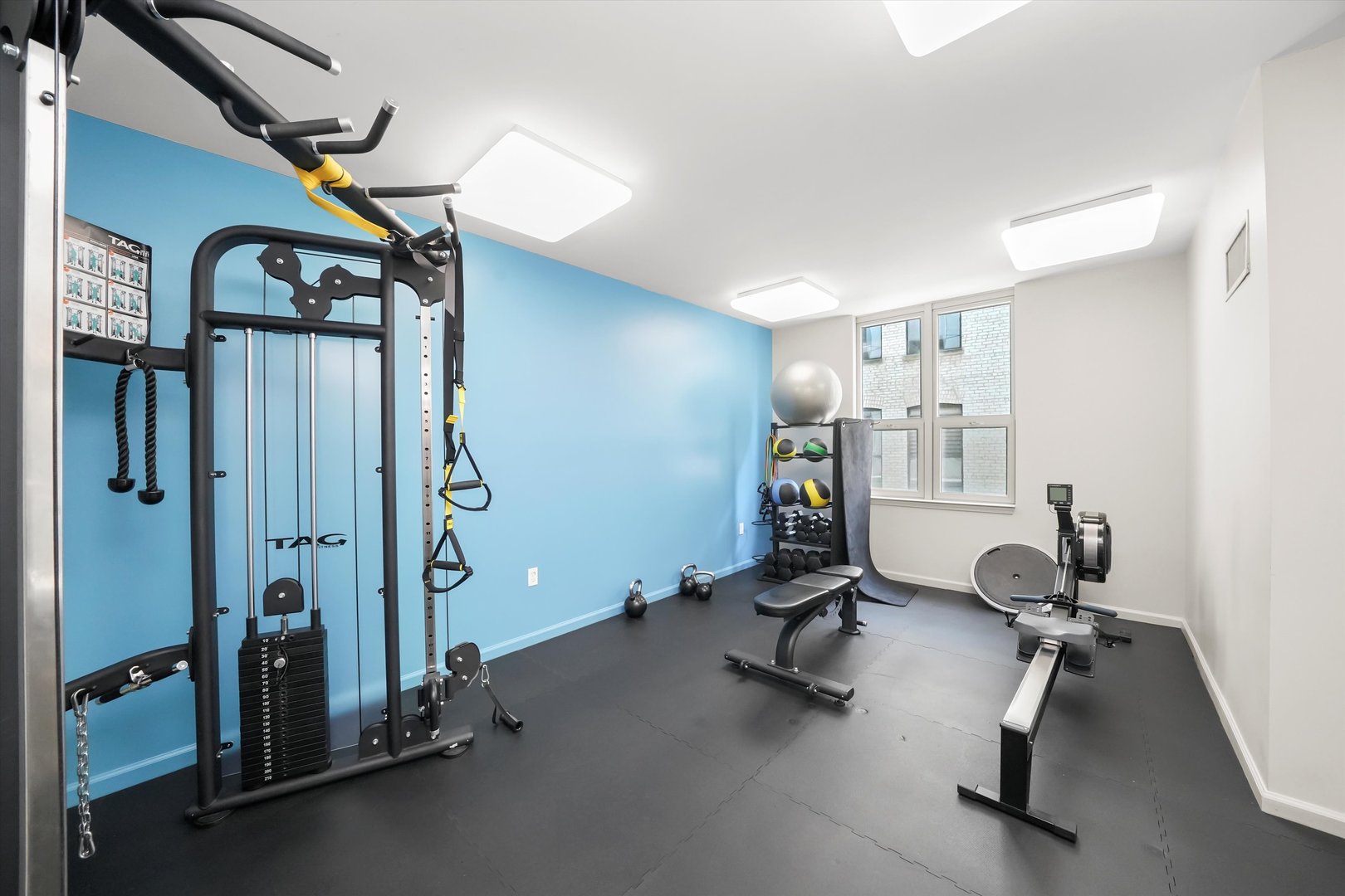 125 S Jefferson Street Unit: 1702
