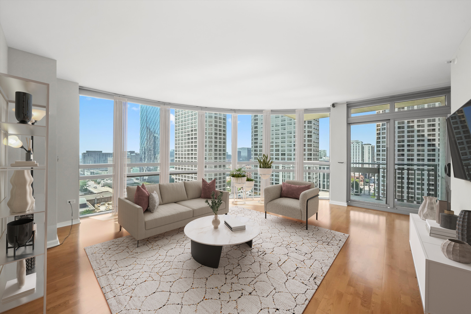 125 S Jefferson Street Unit: 1702