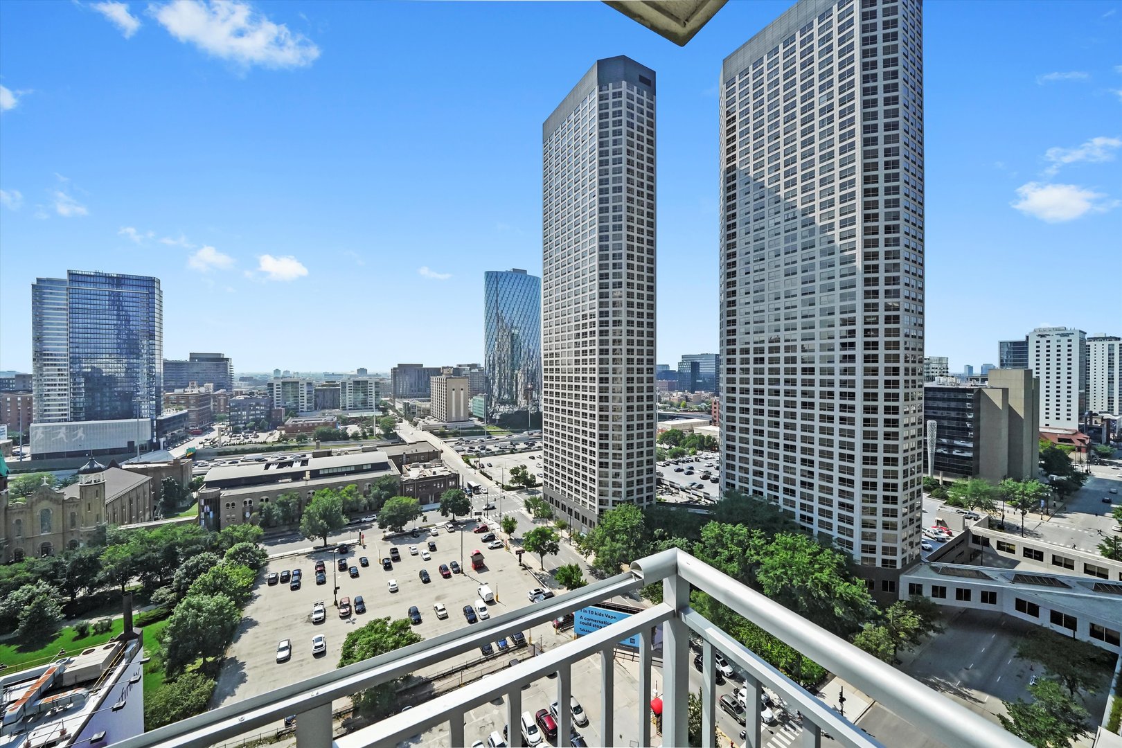 125 S Jefferson Street Unit: 1702