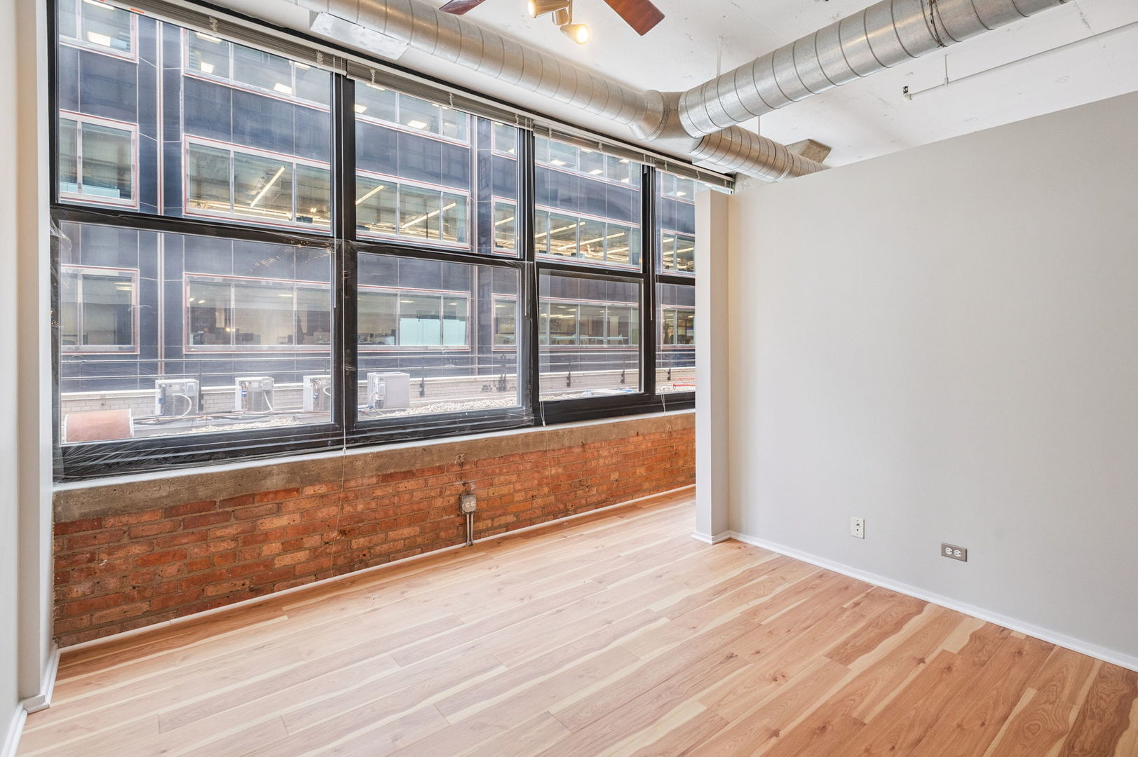 130 S Canal Street Unit: 210