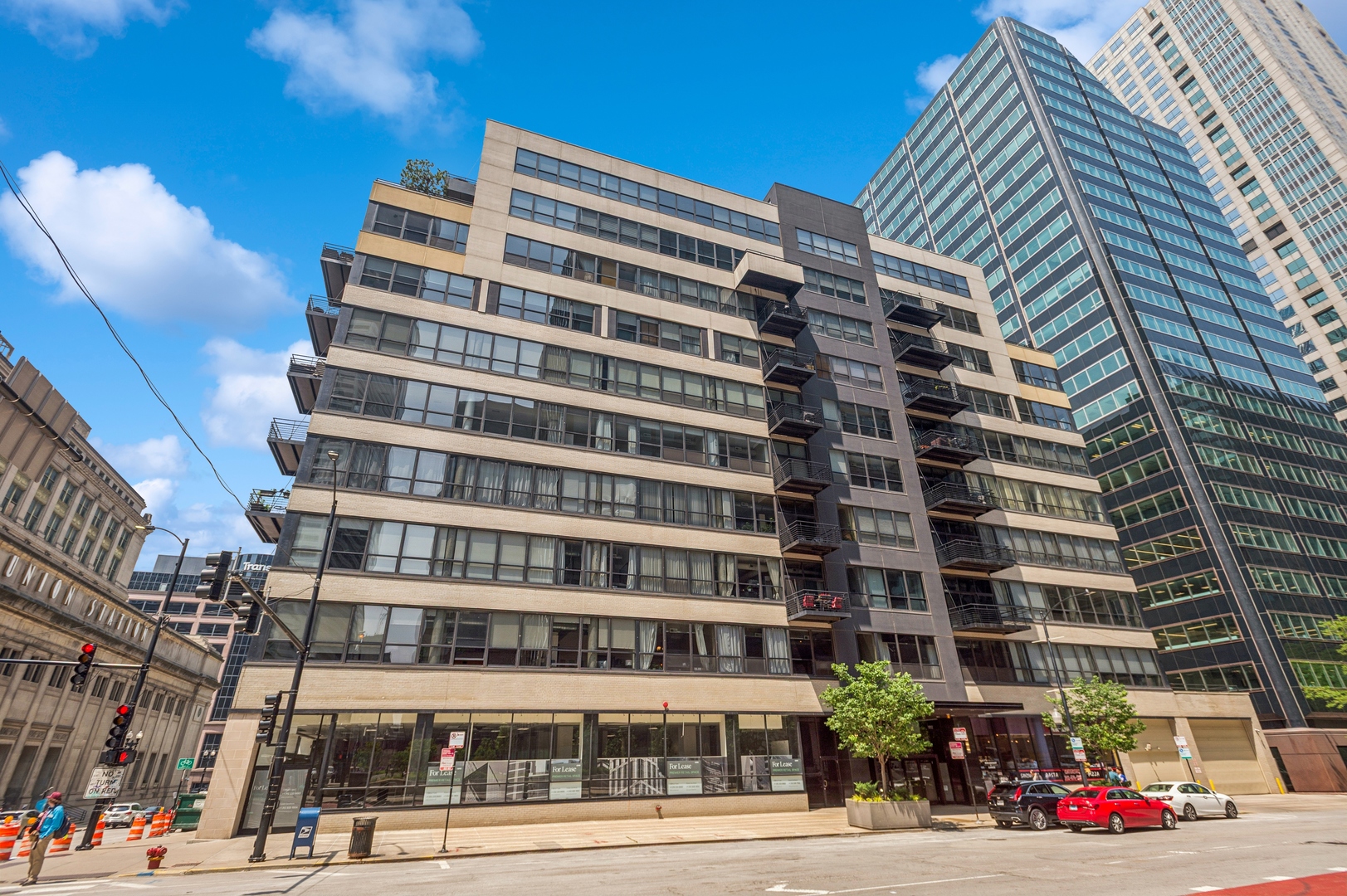 130 S Canal Street Unit: 210