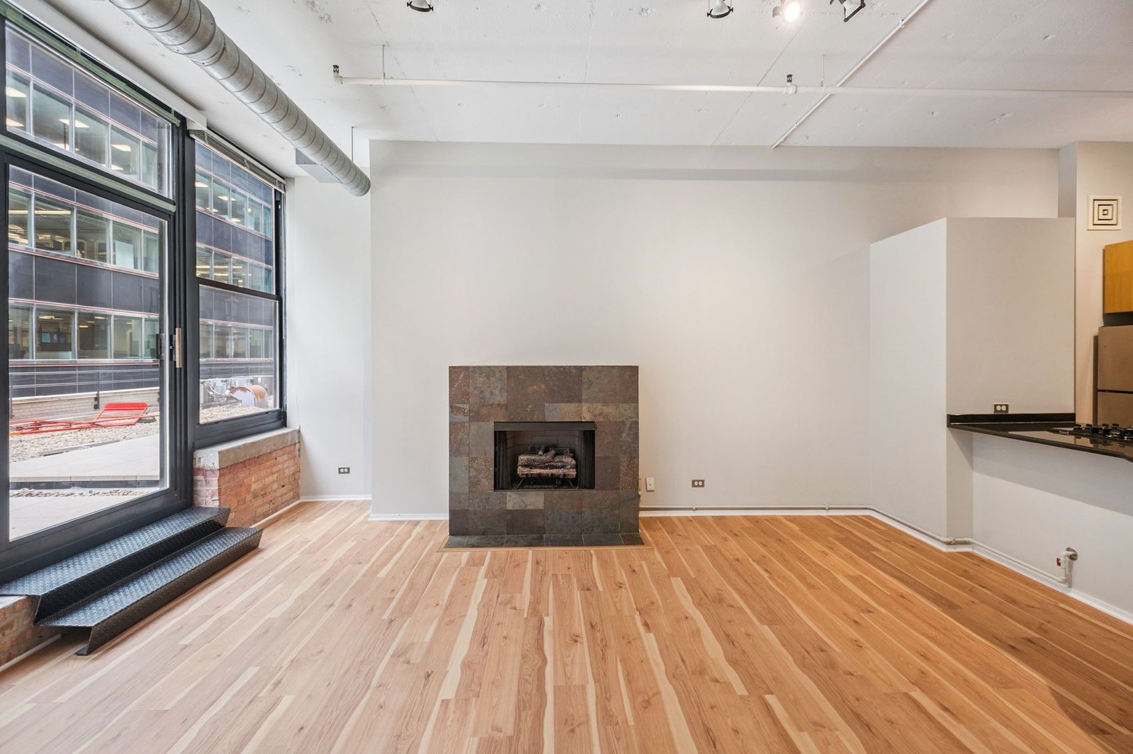 130 S Canal Street Unit: 210