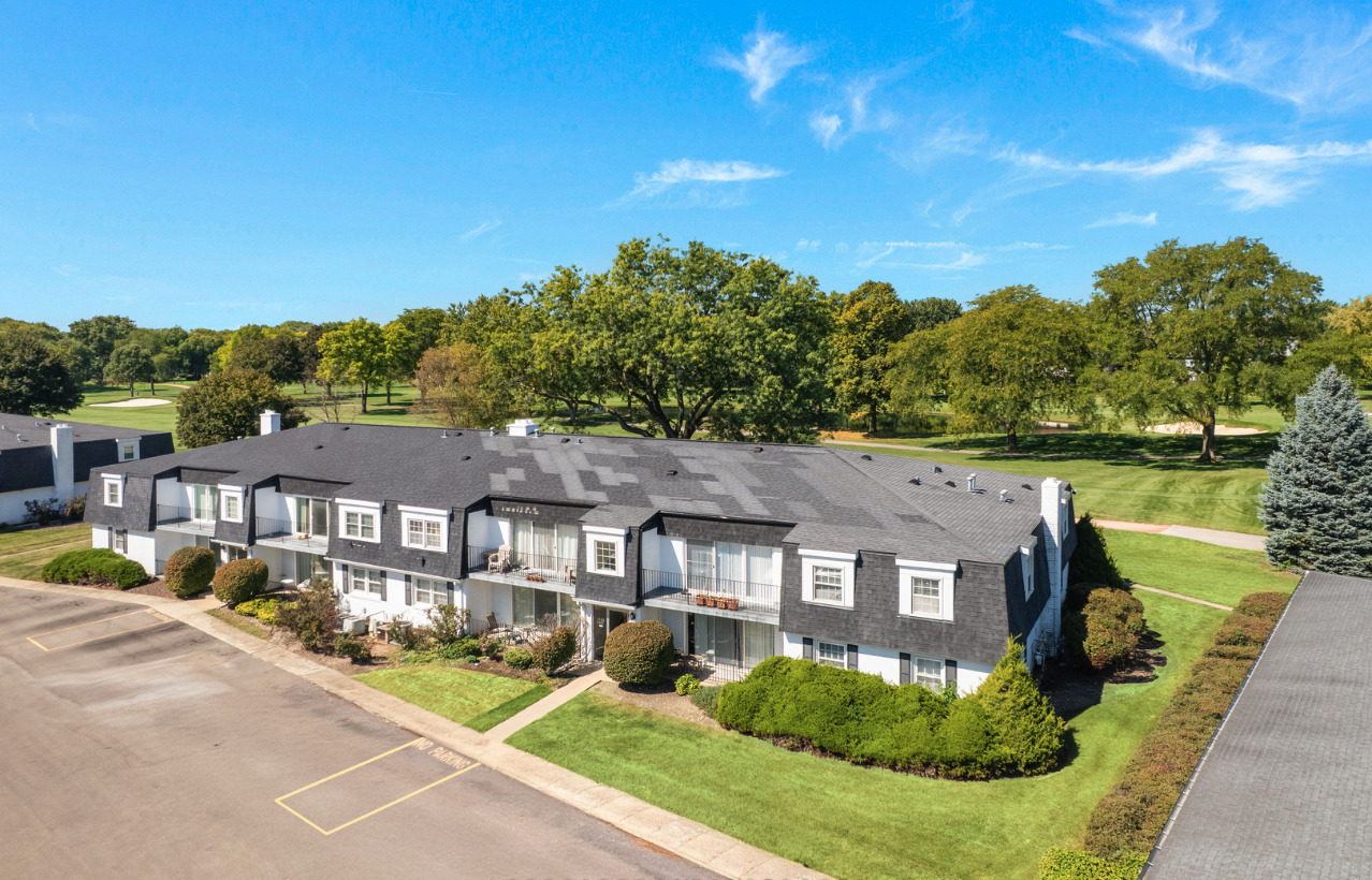 1133 Royal Saint George Drive Unit: 108