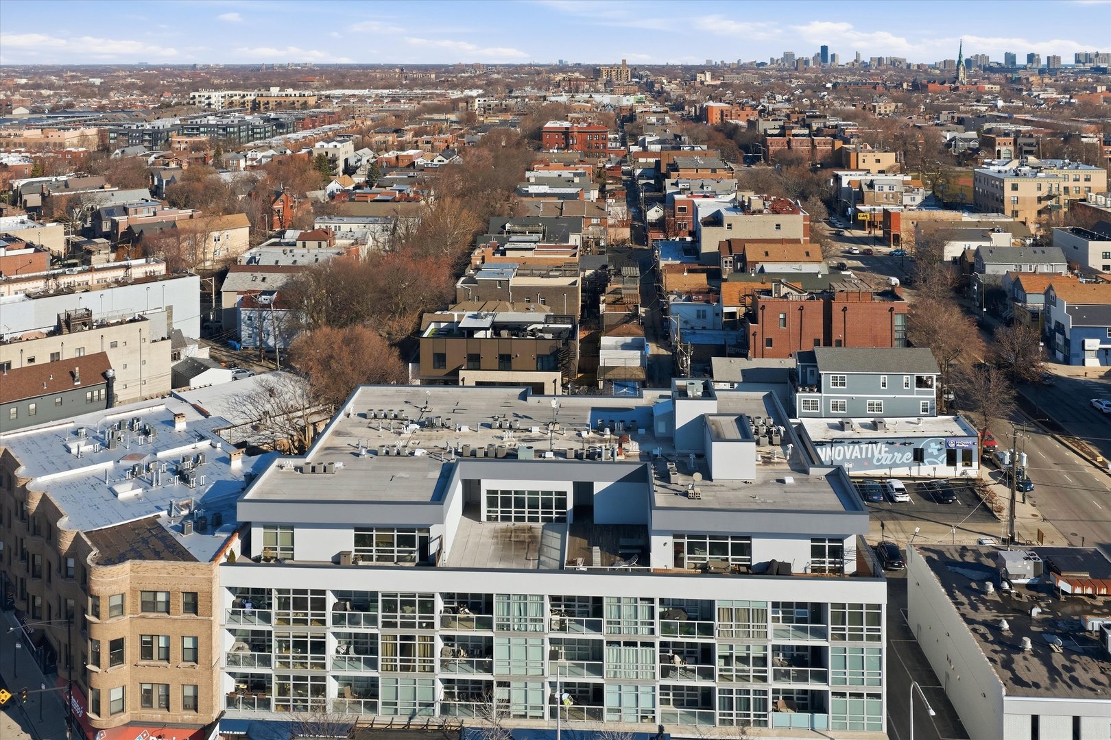 1610 W Fullerton Avenue Unit: 207