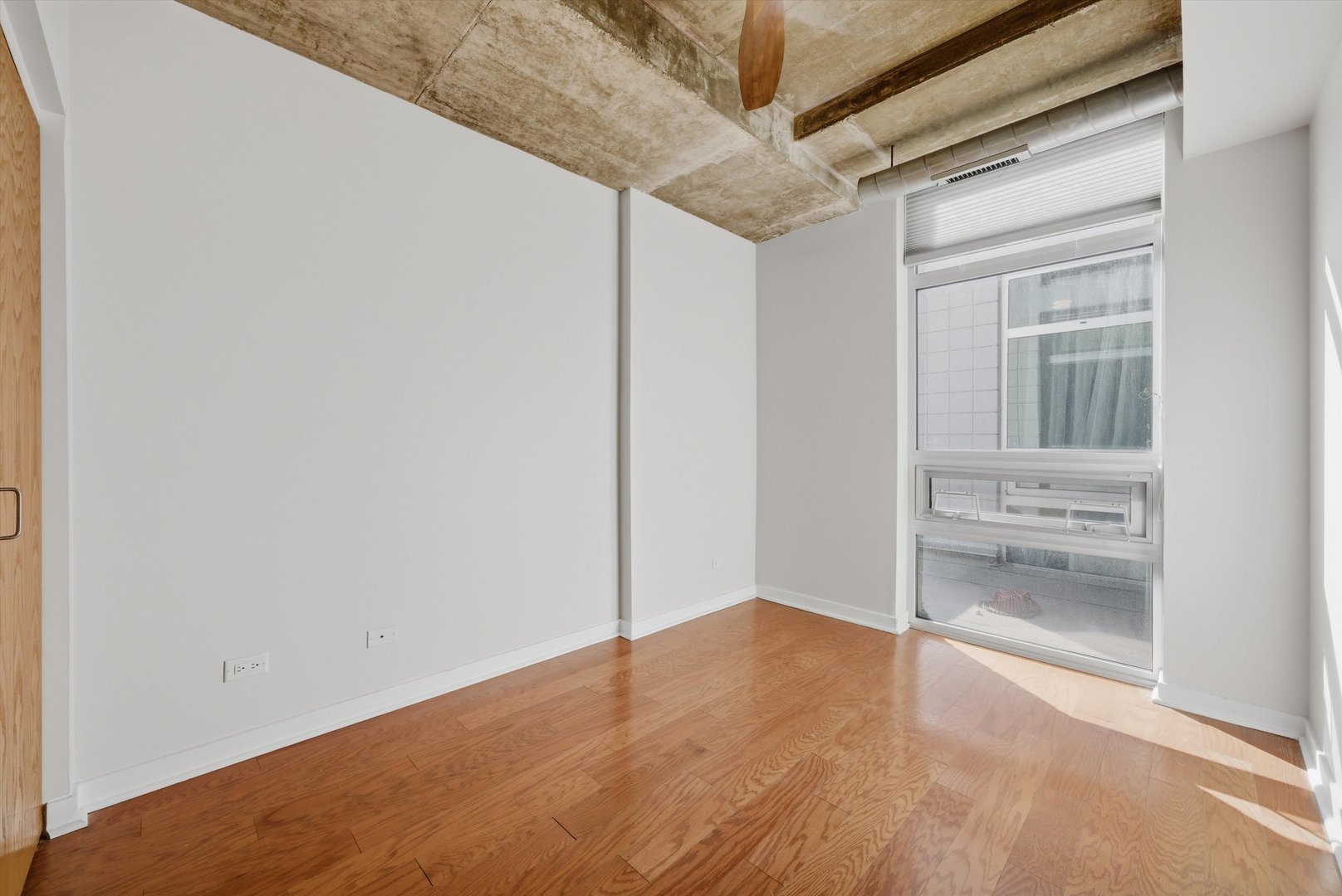 1610 W Fullerton Avenue Unit: 207