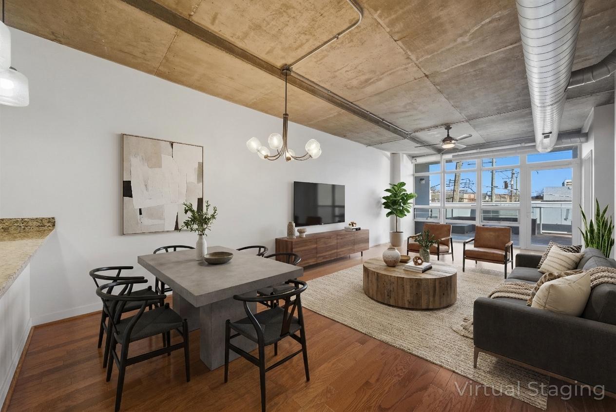 1610 W Fullerton Avenue Unit: 207