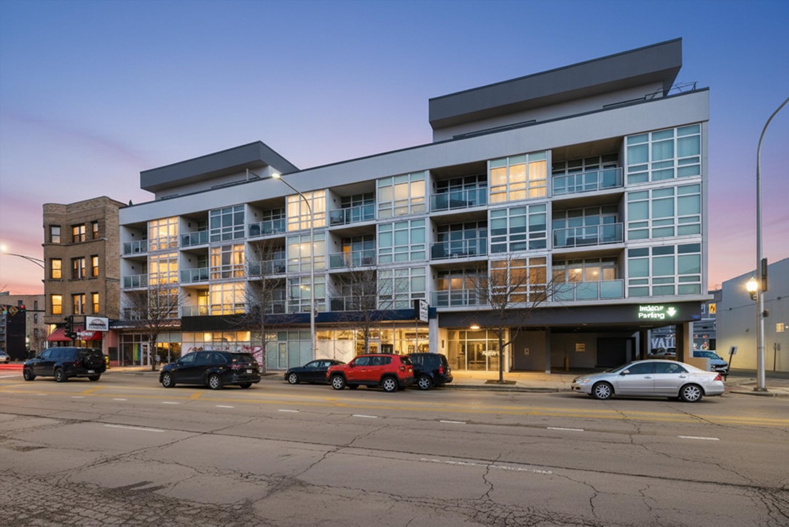 1610 W Fullerton Avenue Unit: 207