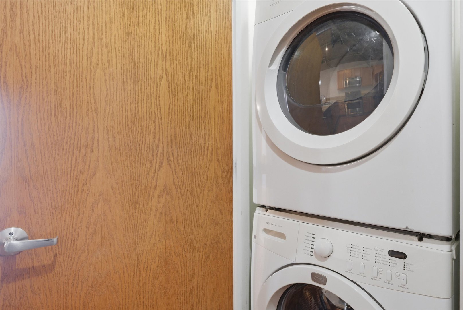 1610 W Fullerton Avenue Unit: 207