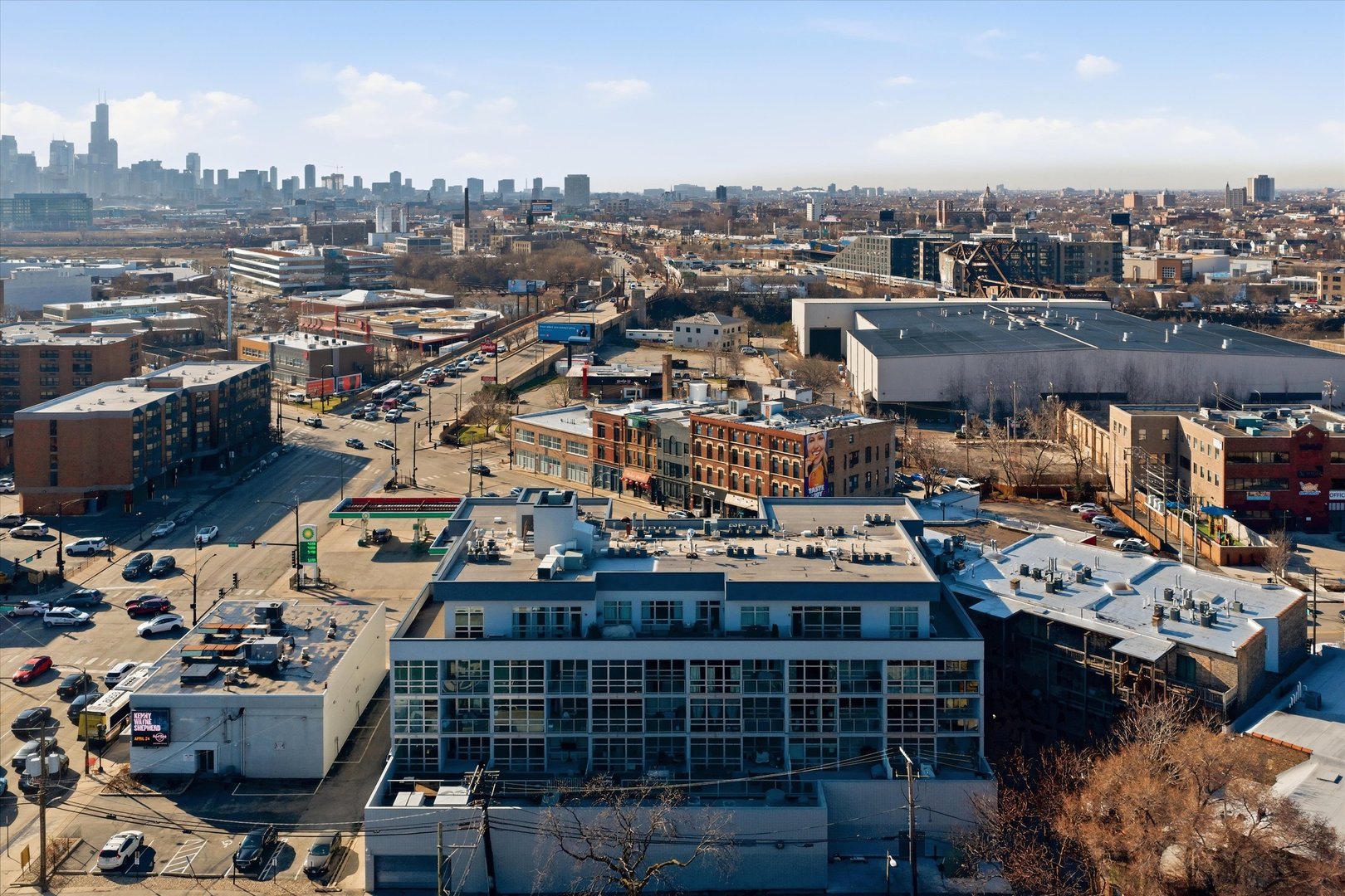 1610 W Fullerton Avenue Unit: 207