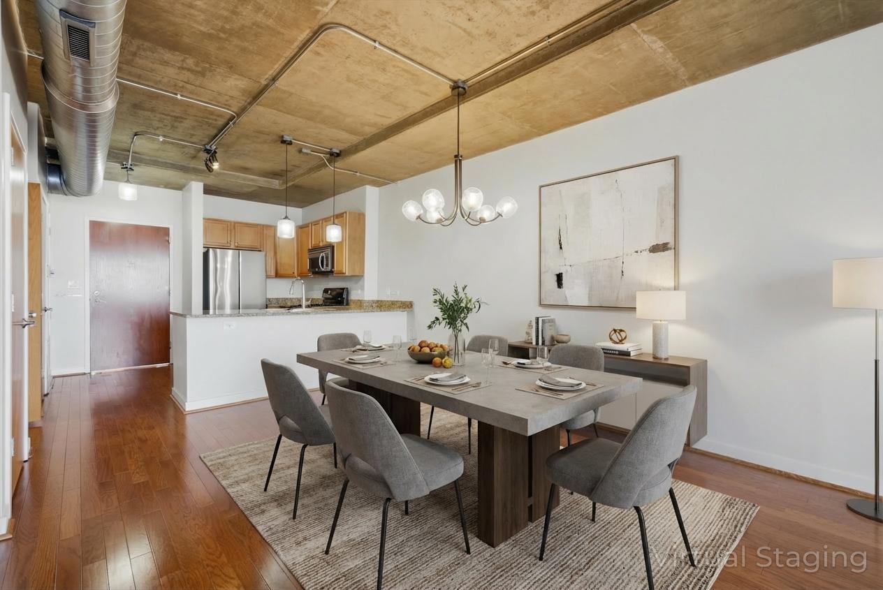 1610 W Fullerton Avenue Unit: 207