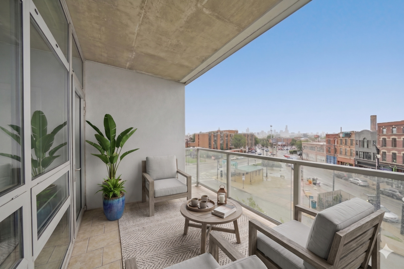 1610 W Fullerton Avenue Unit: 403