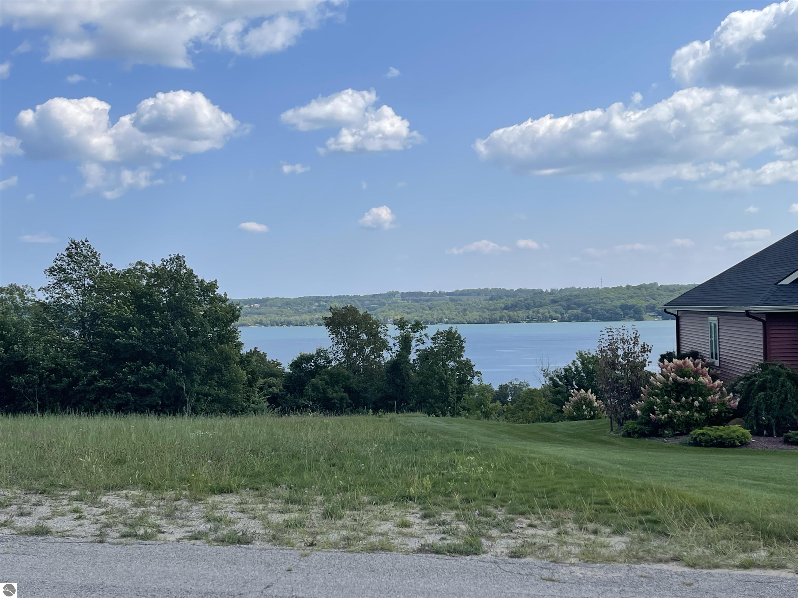 Lot 20 S Cedarview Lane