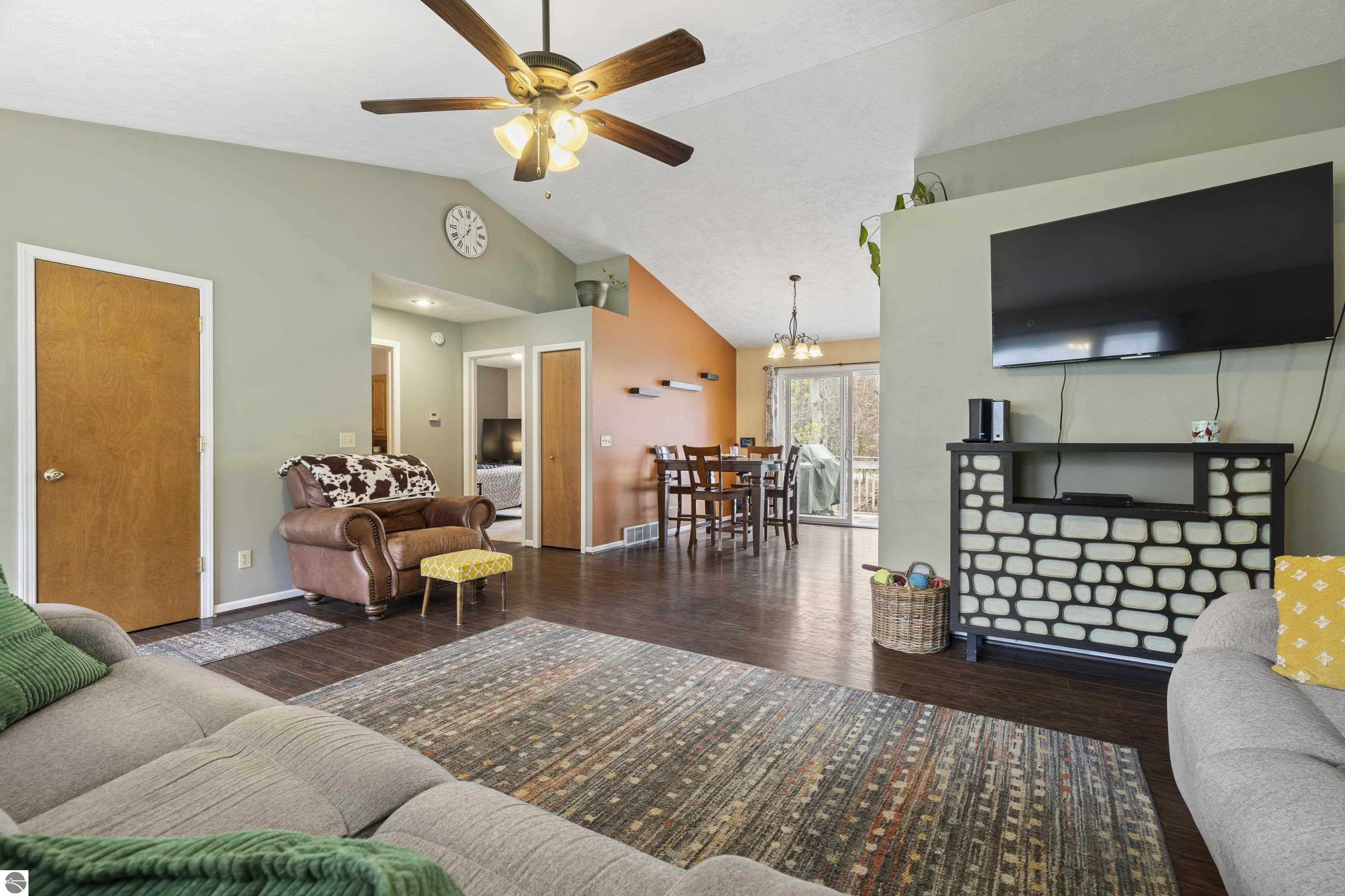 19275 Beechridge Drive