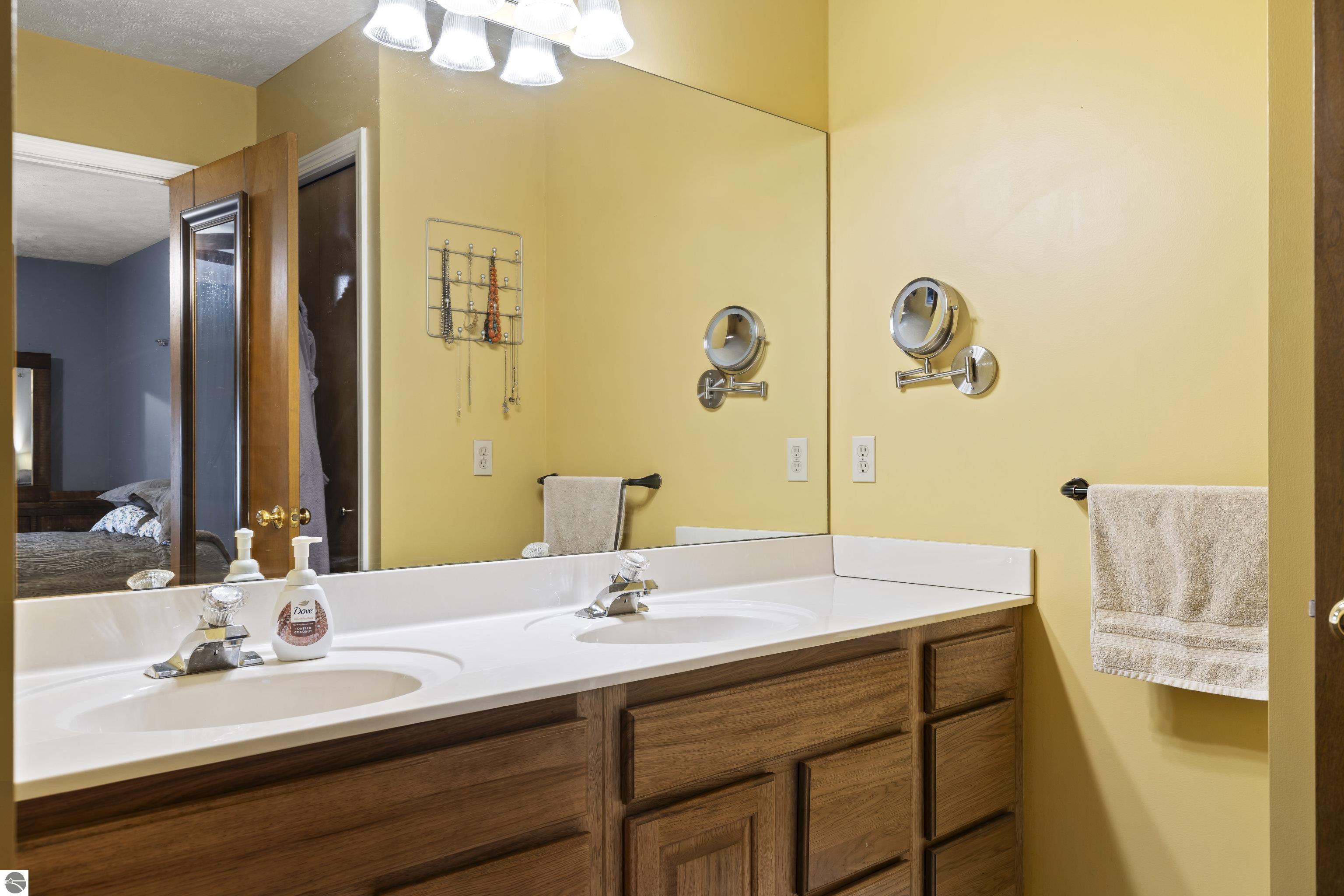 19275 Beechridge Drive