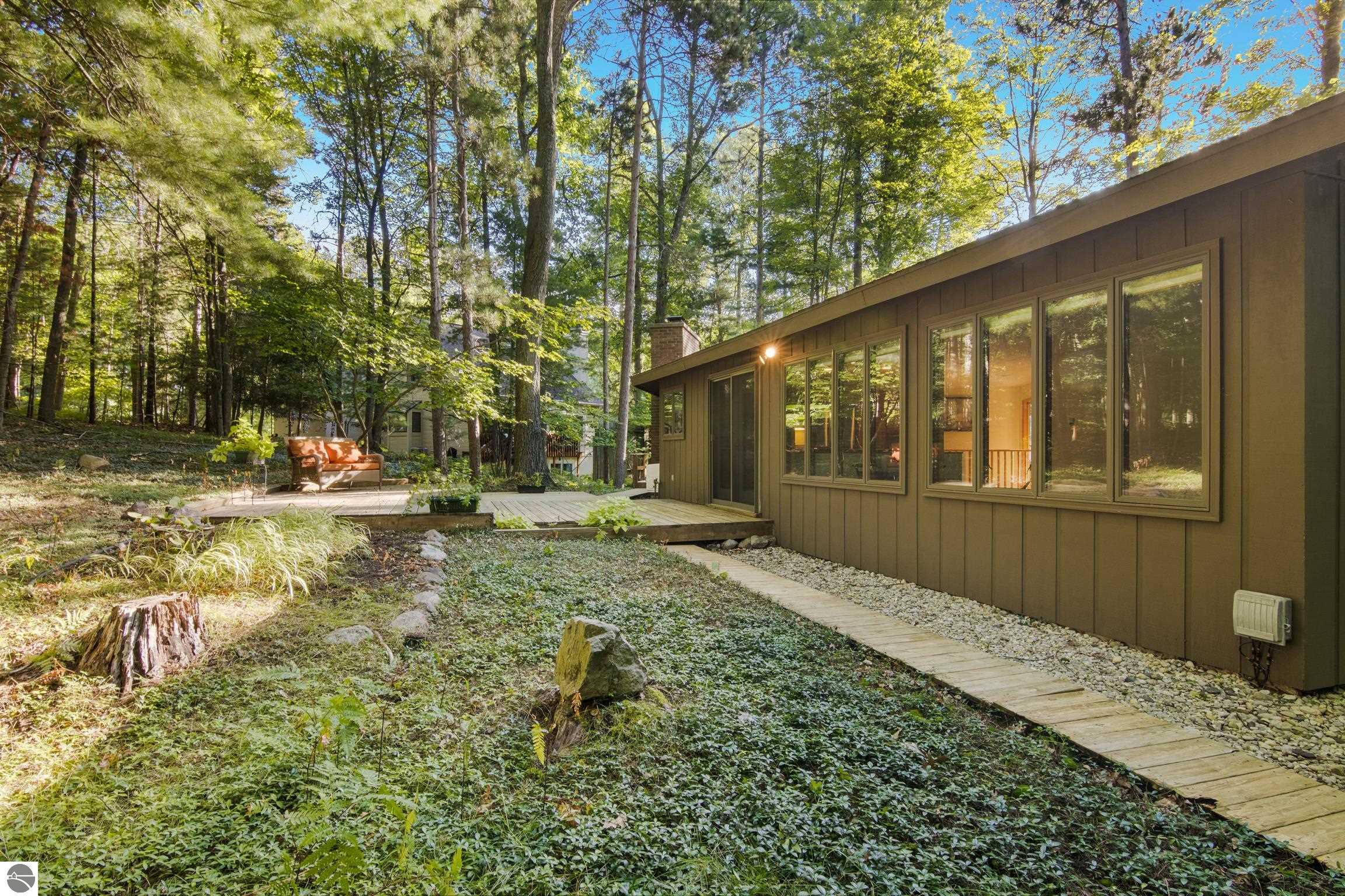 4435 Deerwood Drive
