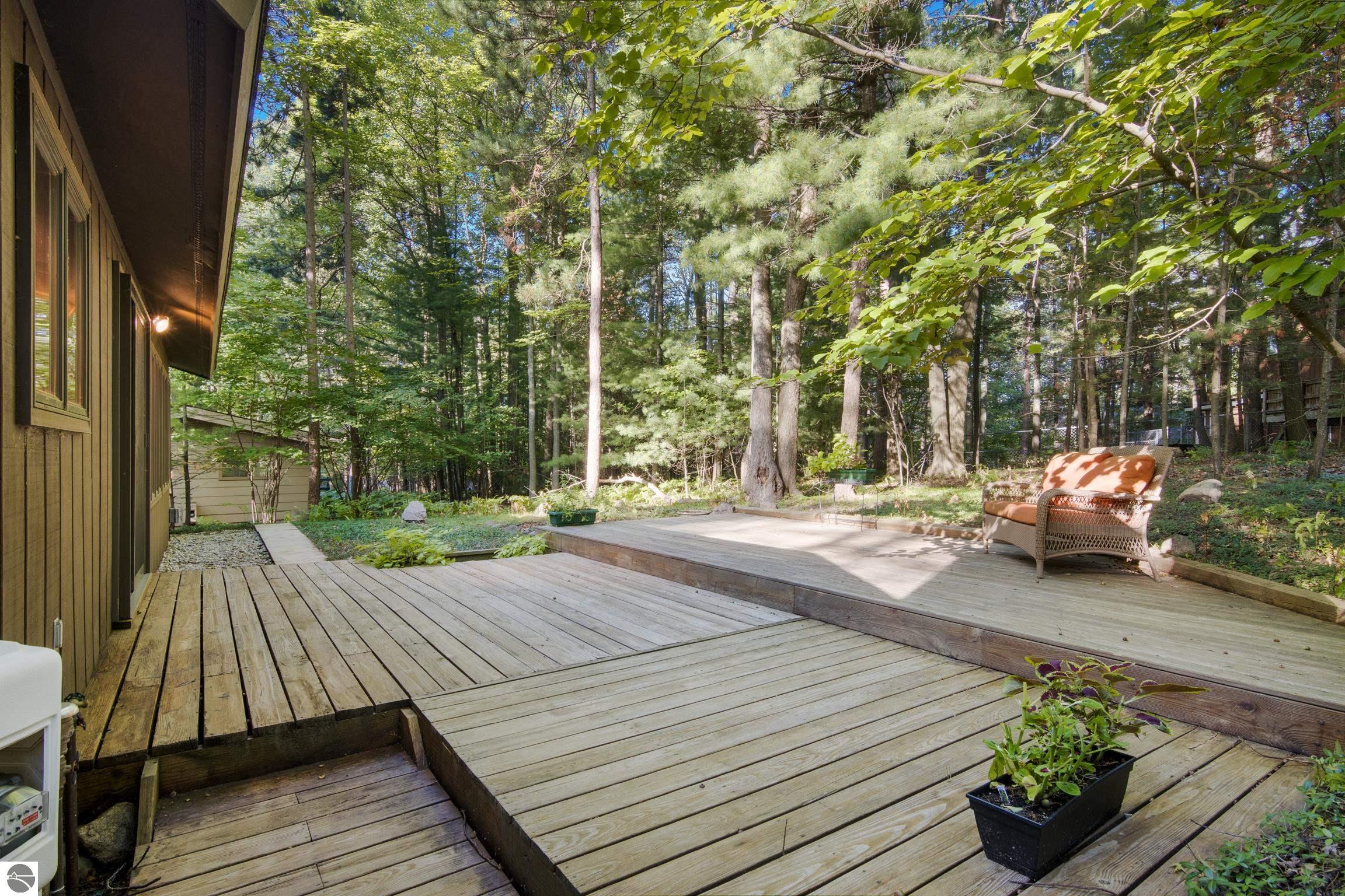4435 Deerwood Drive