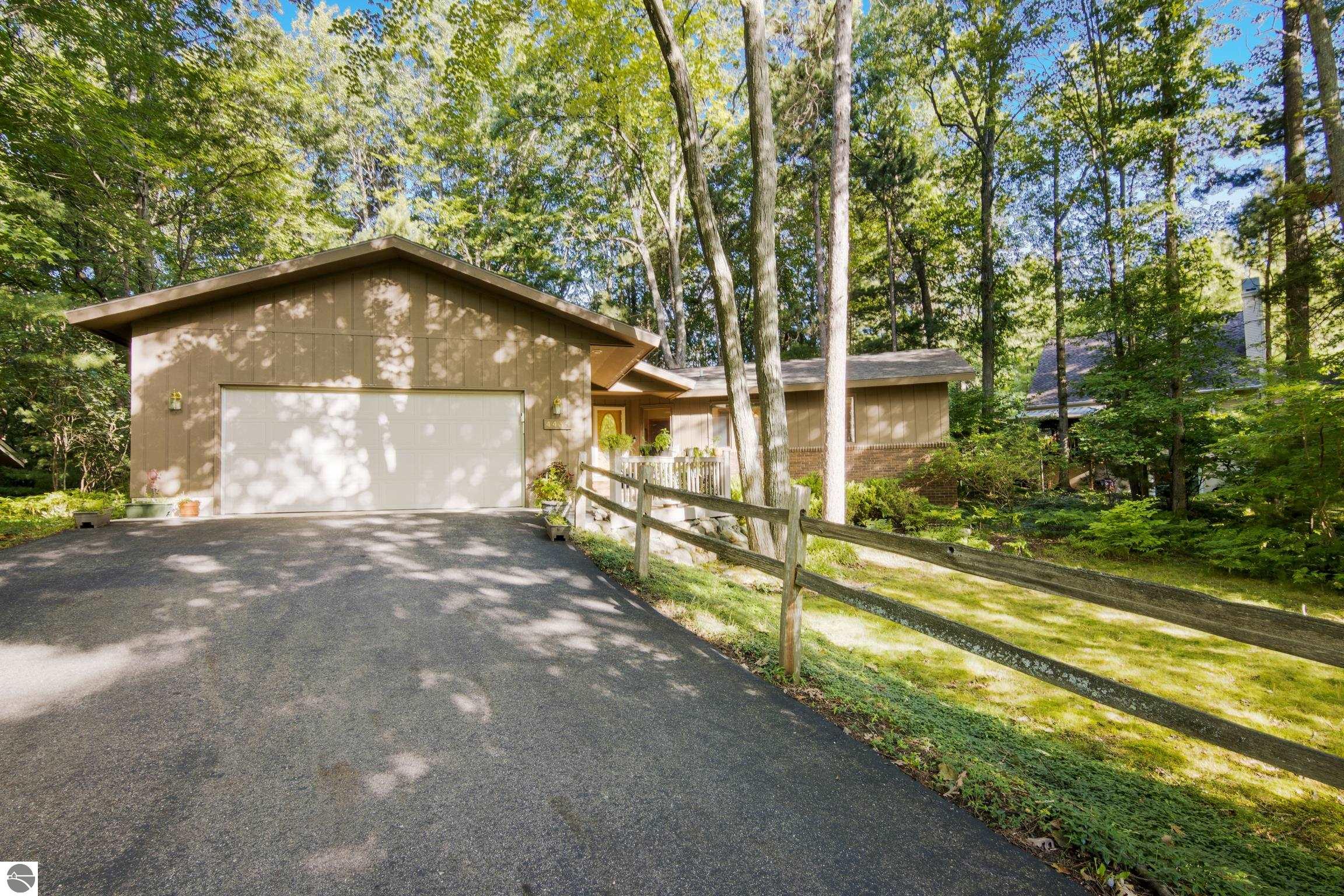 4435 Deerwood Drive