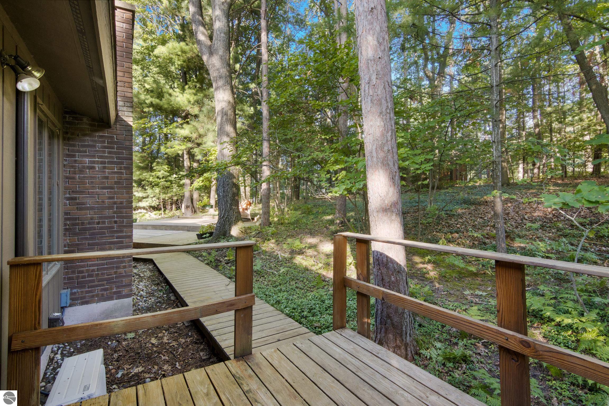 4435 Deerwood Drive