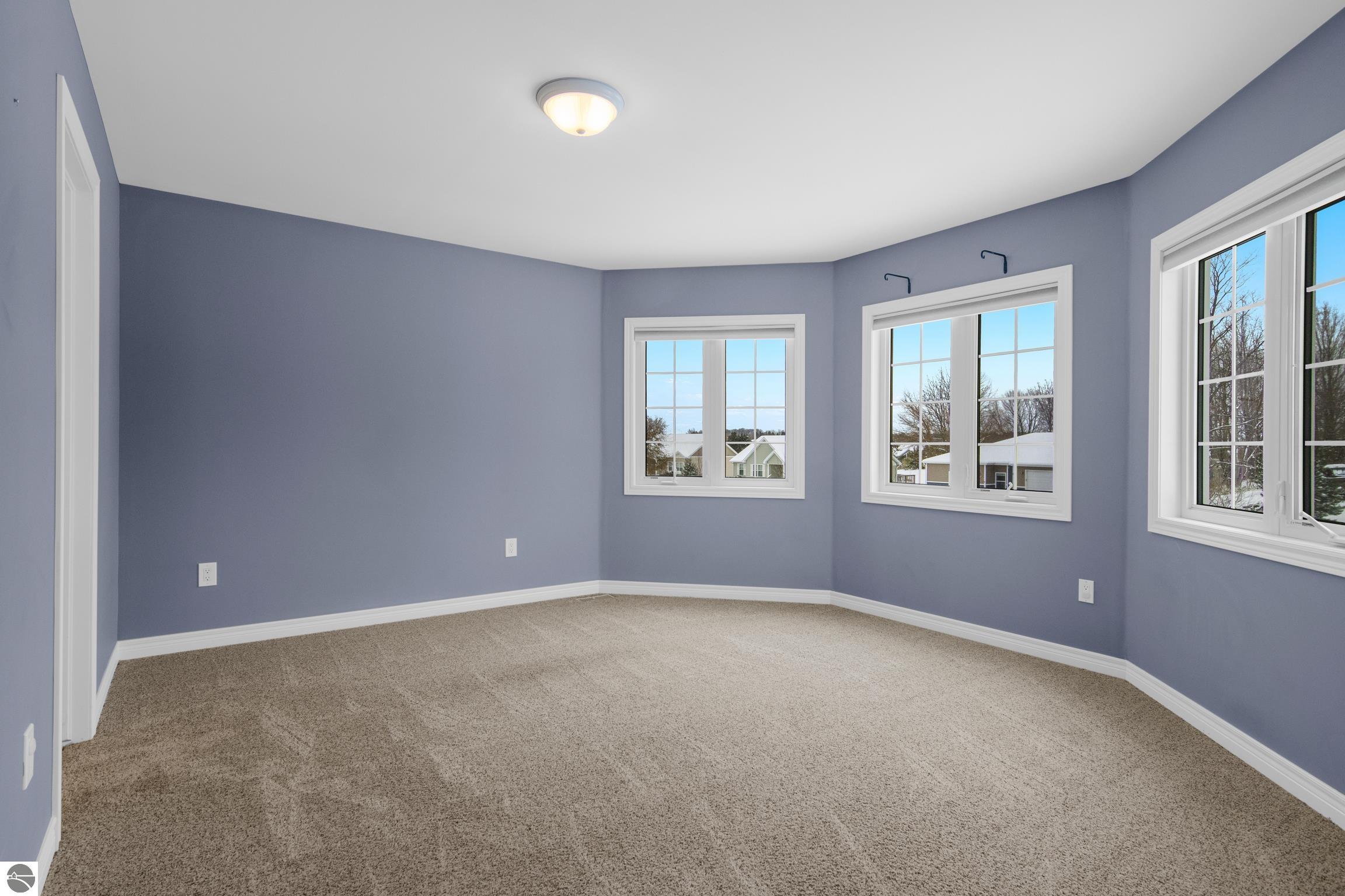 5432 Ravenhurst Drive