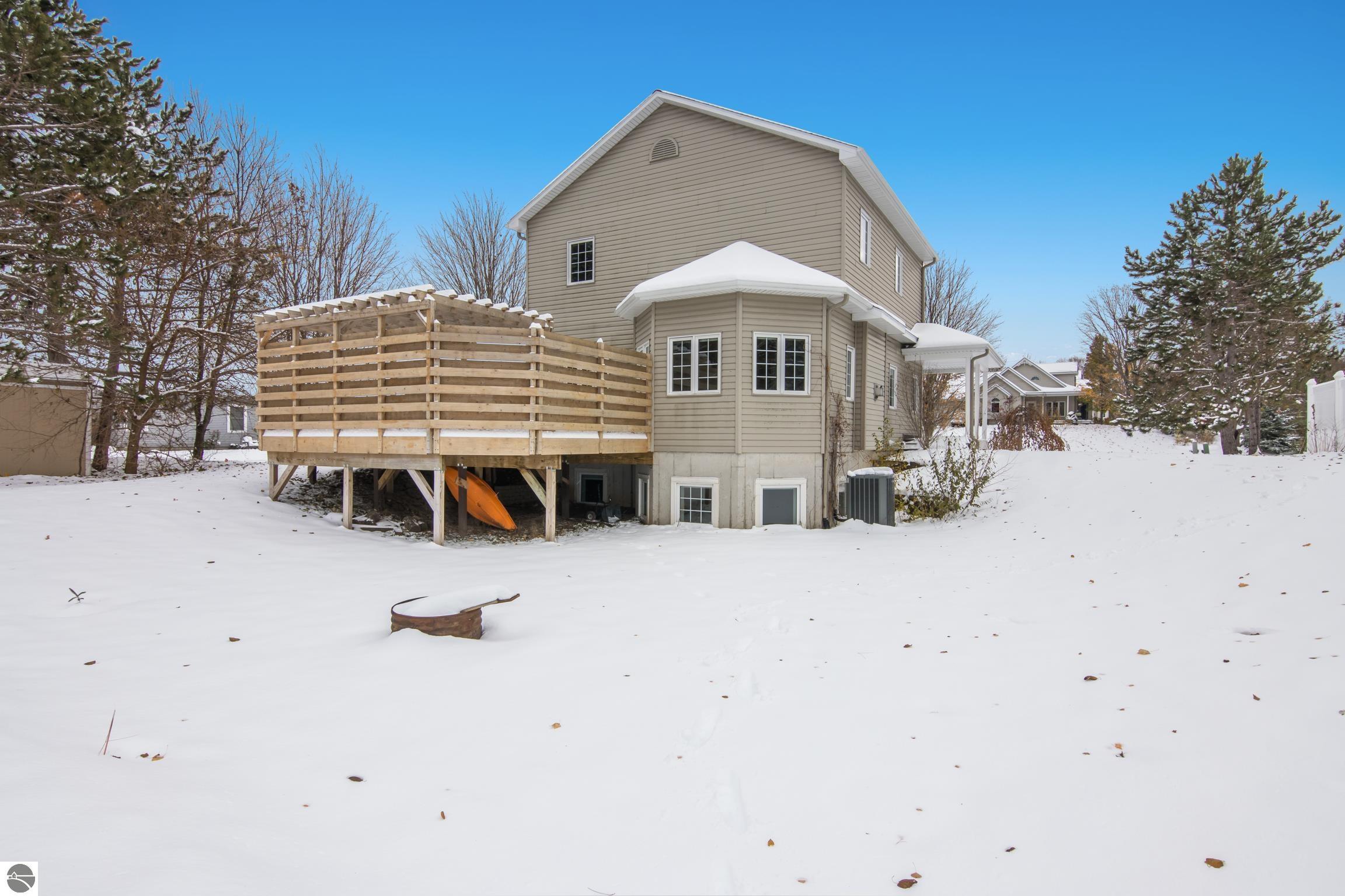 5432 Ravenhurst Drive