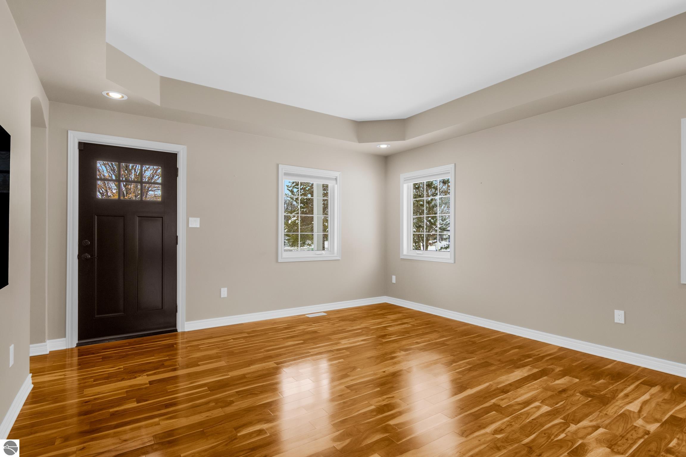 5432 Ravenhurst Drive