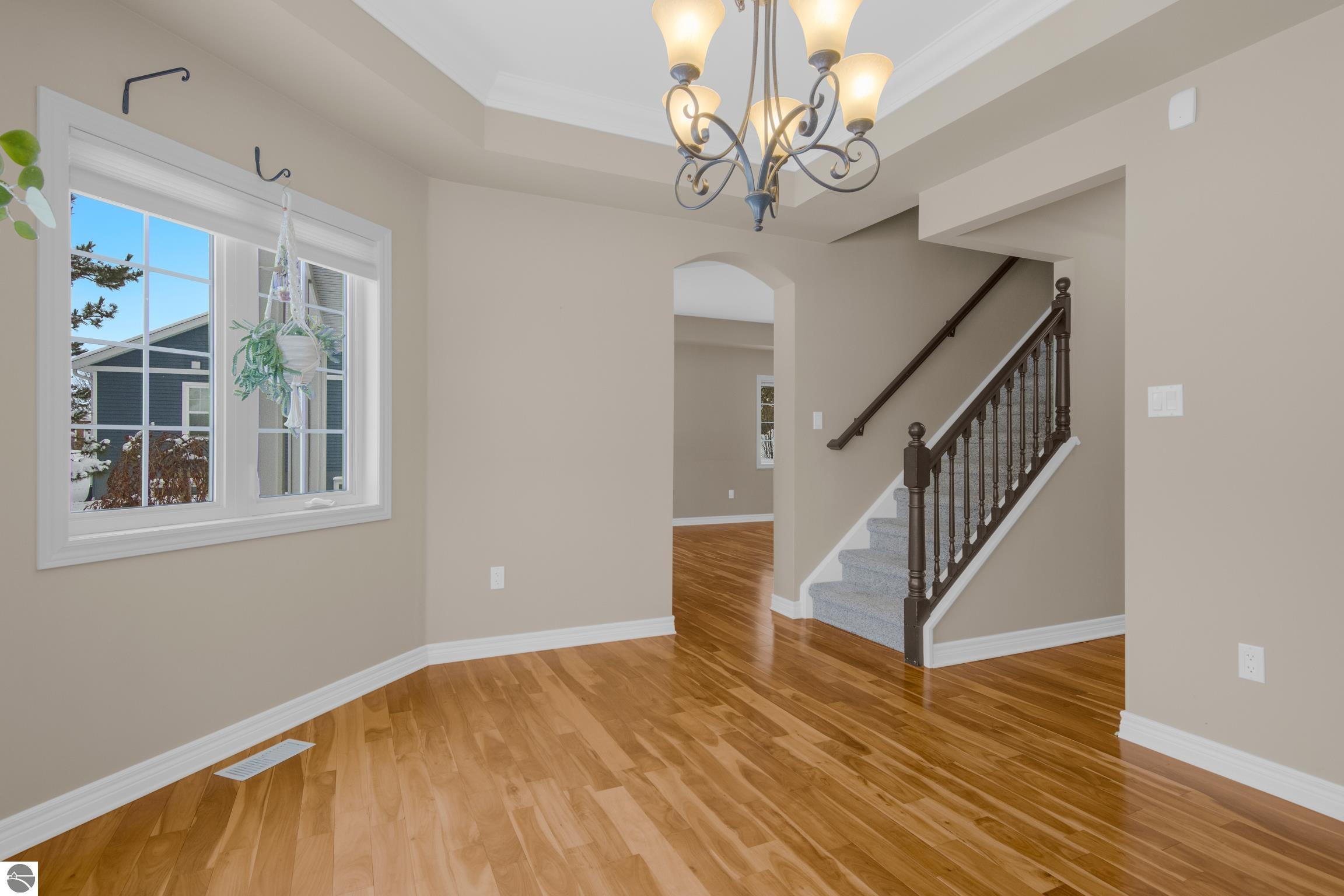 5432 Ravenhurst Drive