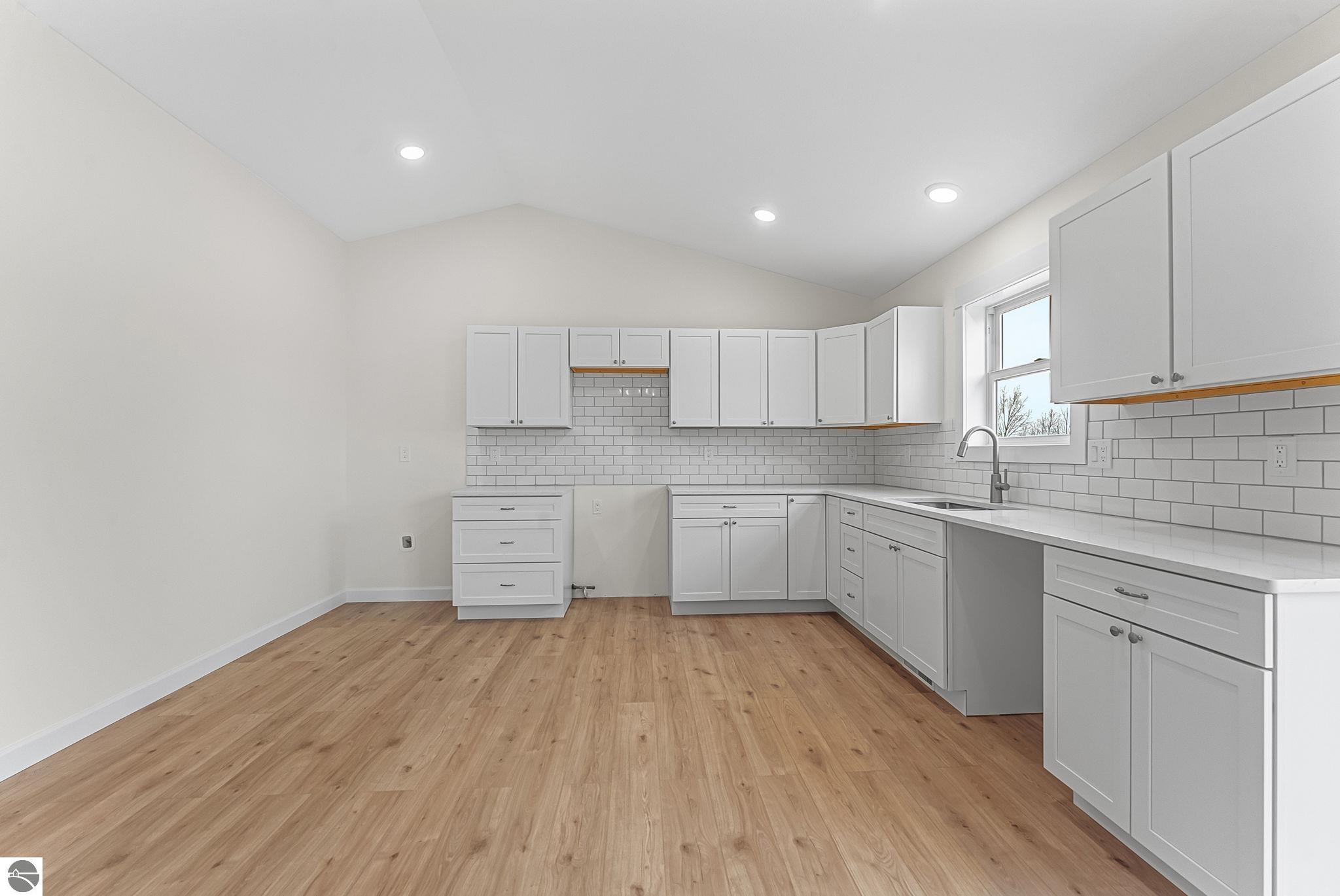 5436 Revella Lane