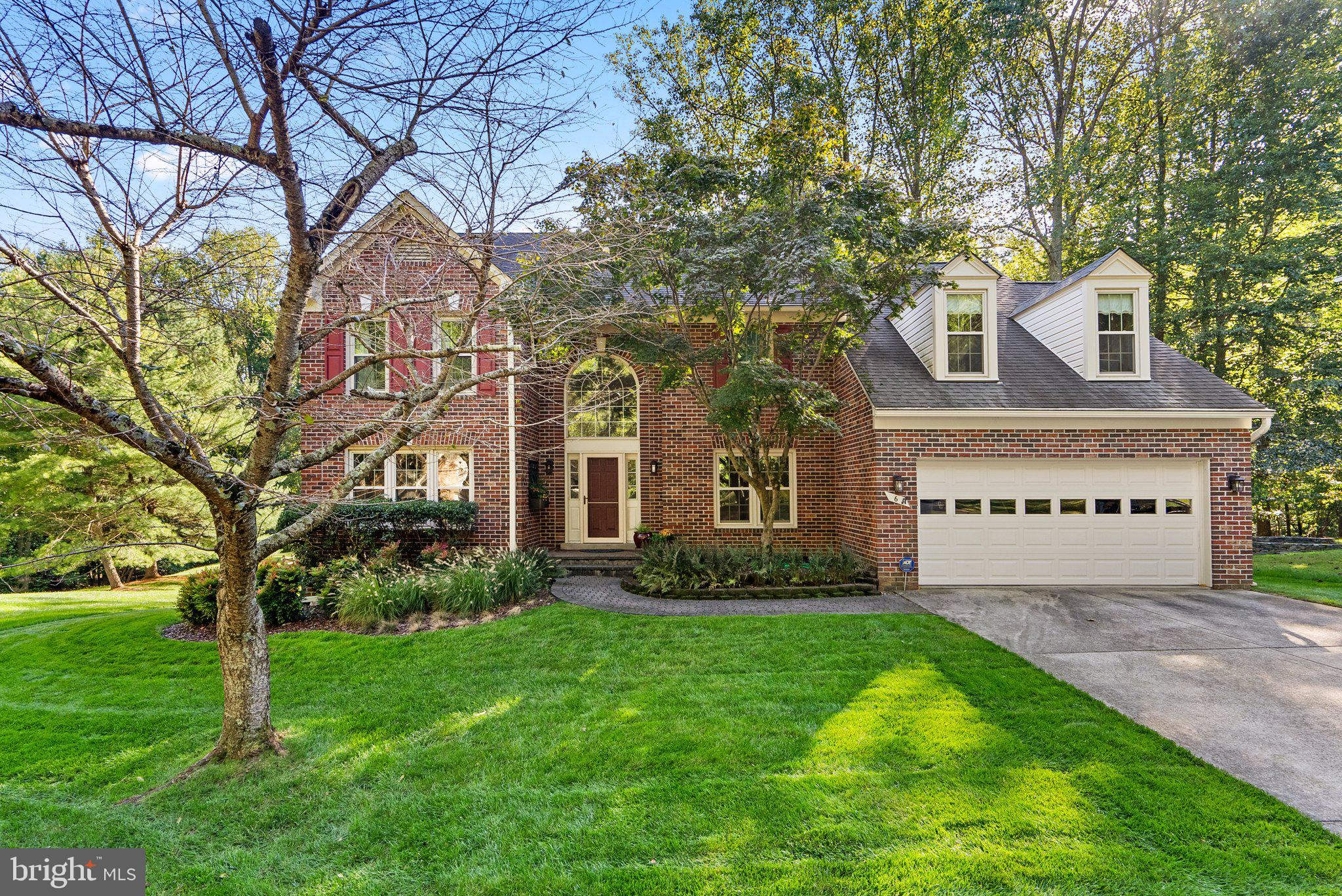 6 Atwood Ct