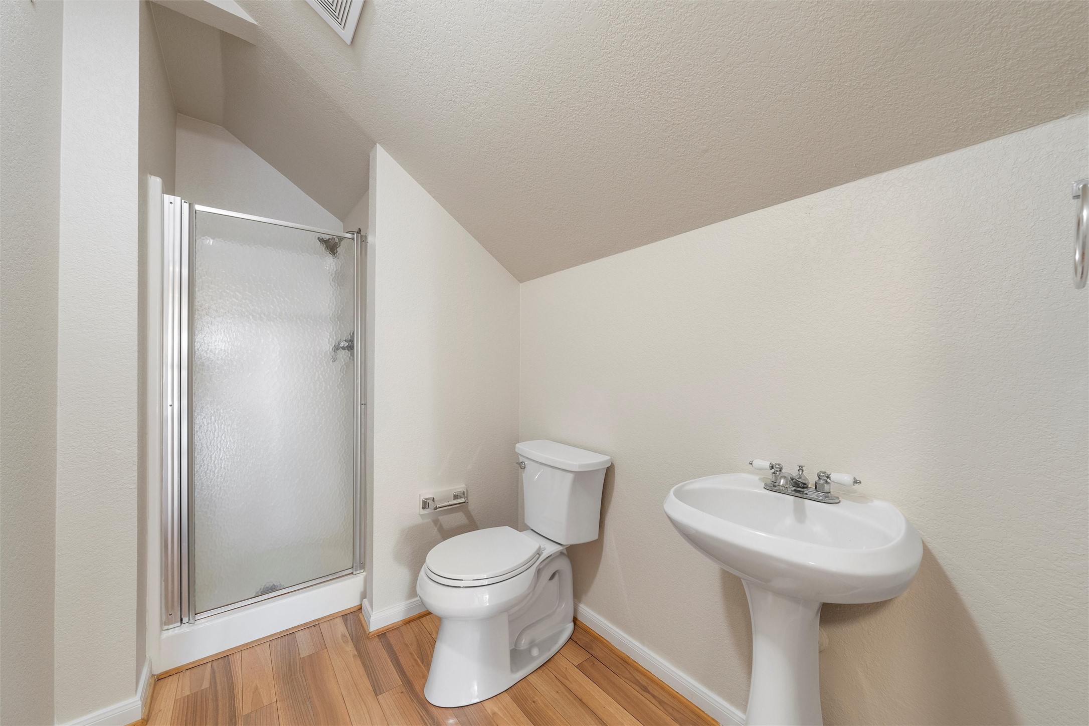 447 Woodland Drive