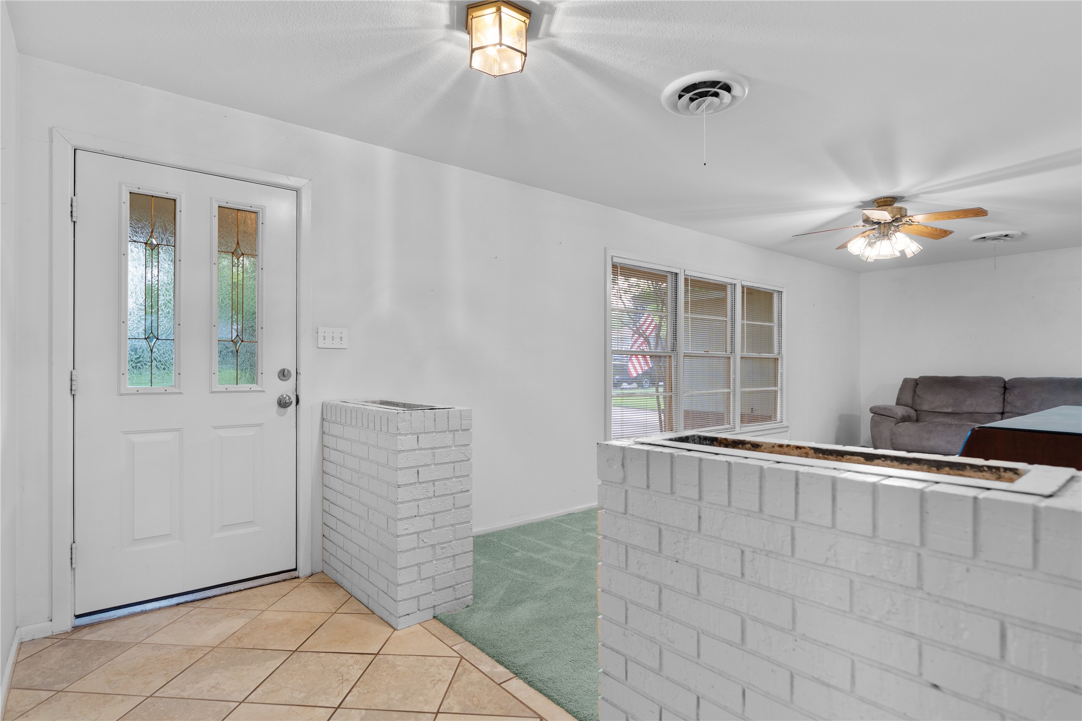 1617 Hilltop Drive