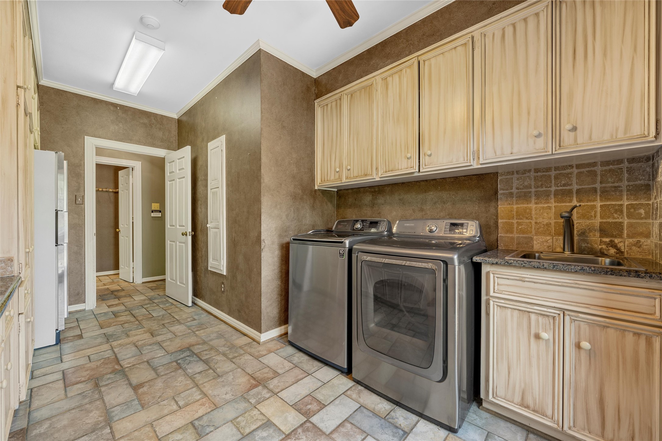 3115 Wood Lake Drive