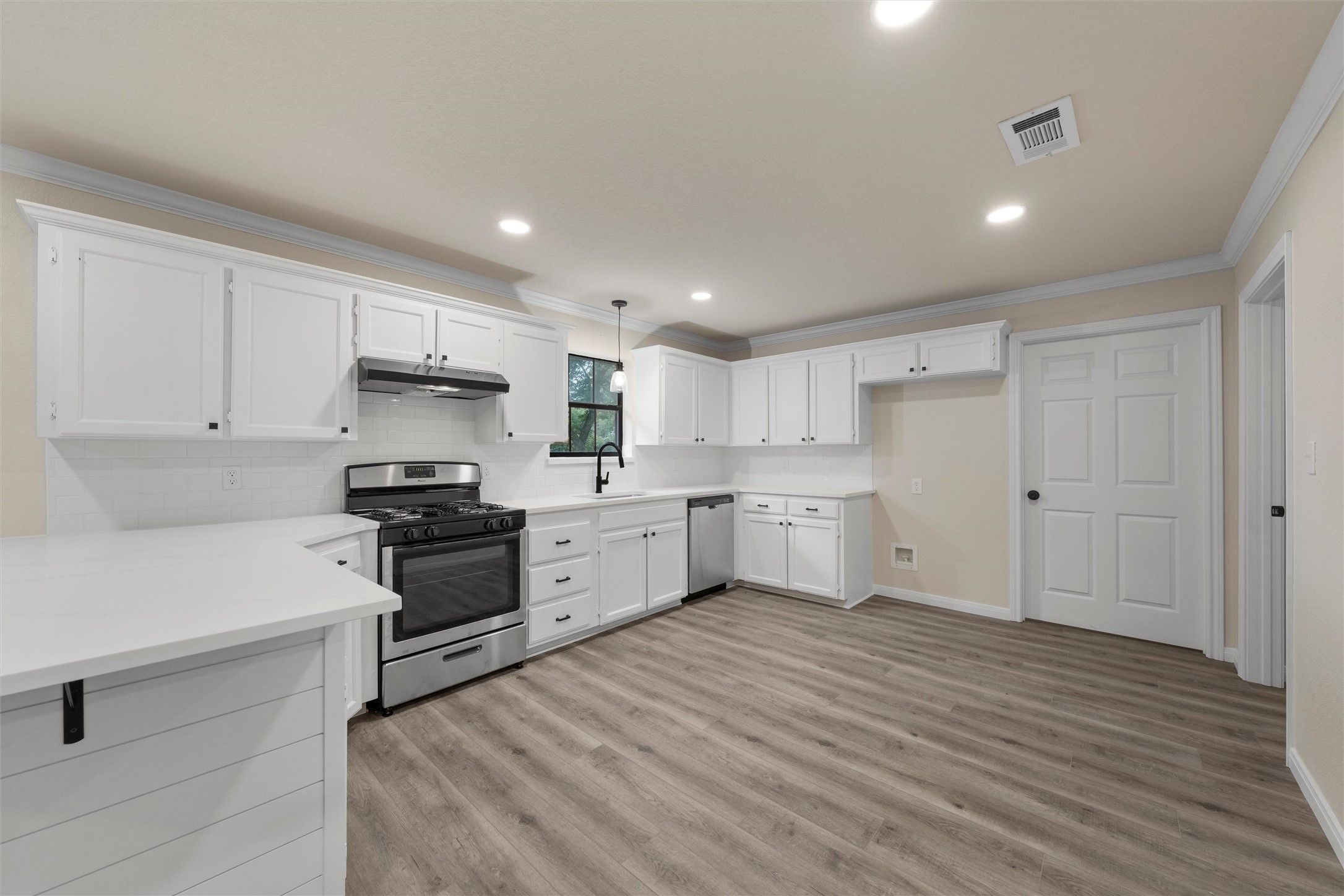 402 2nd Street