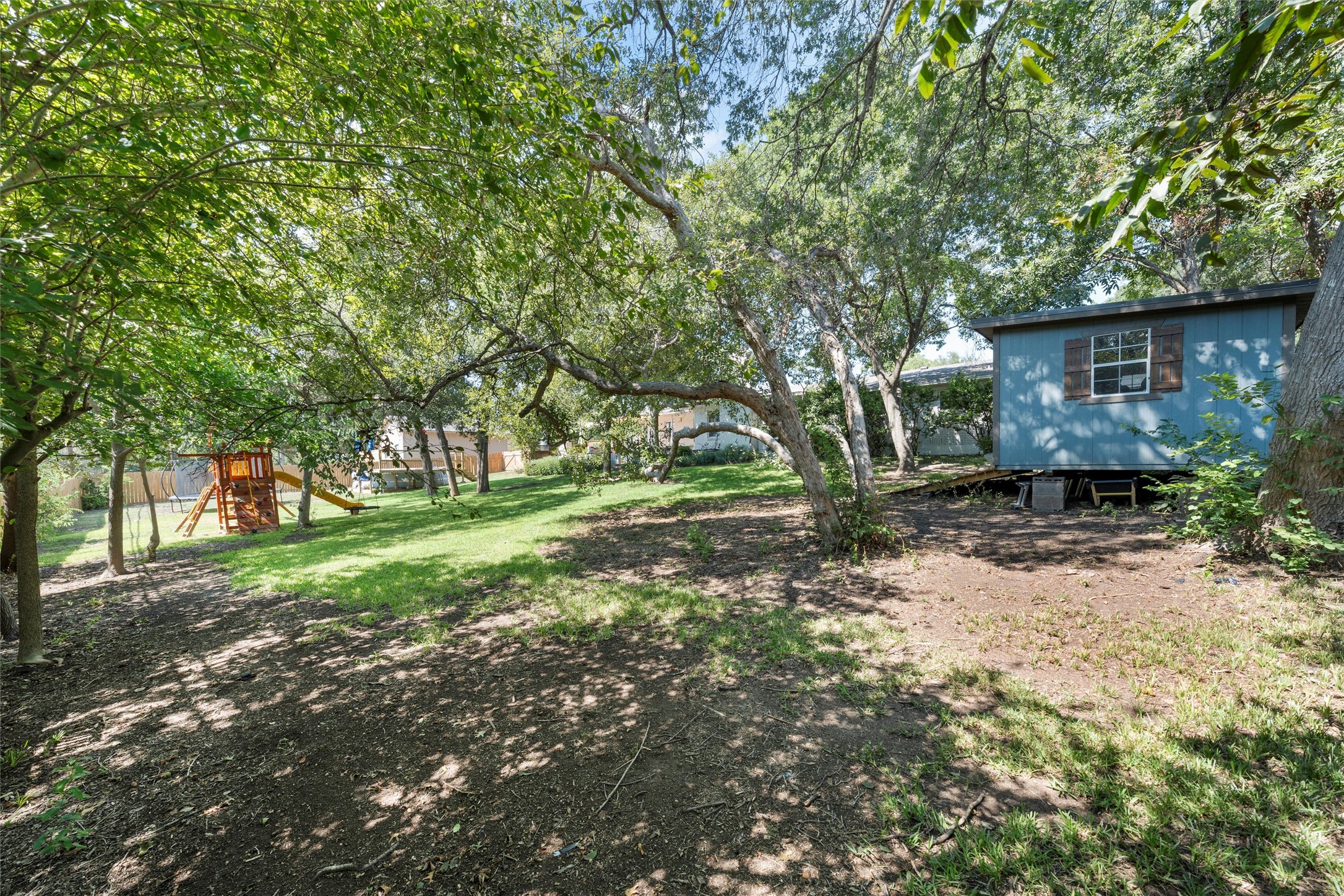 9041 Oriole Drive