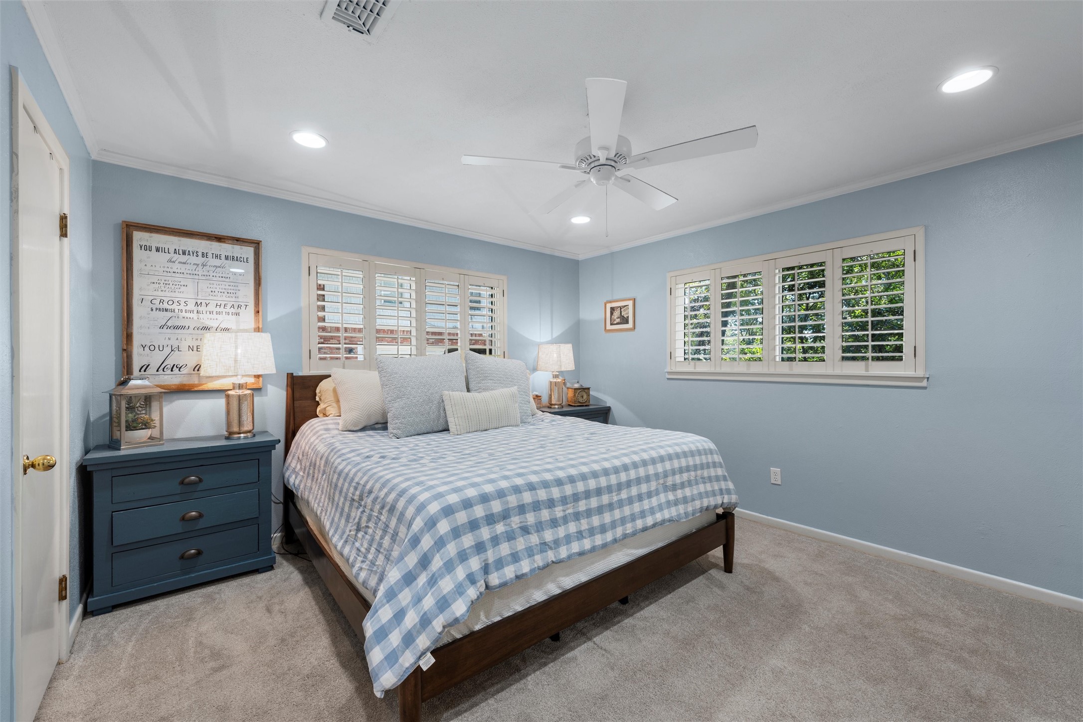 9041 Oriole Drive