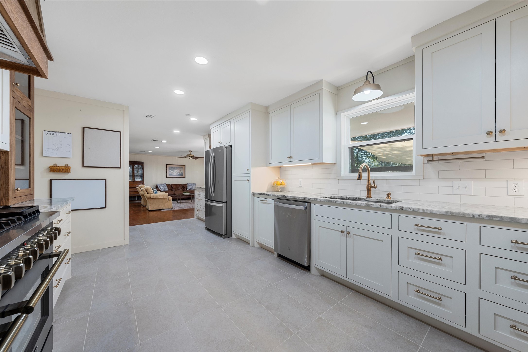 9041 Oriole Drive