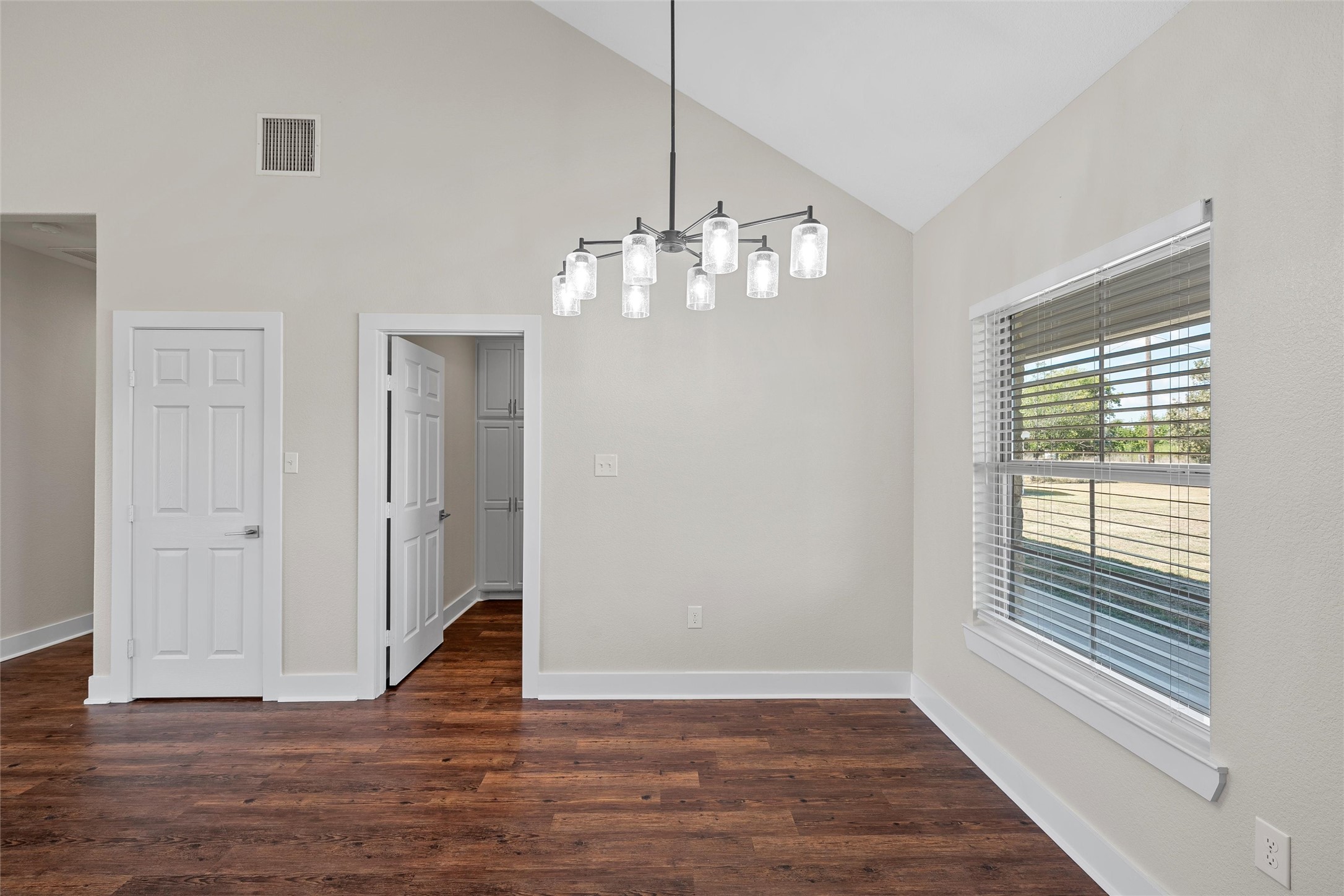 805 N Main Street