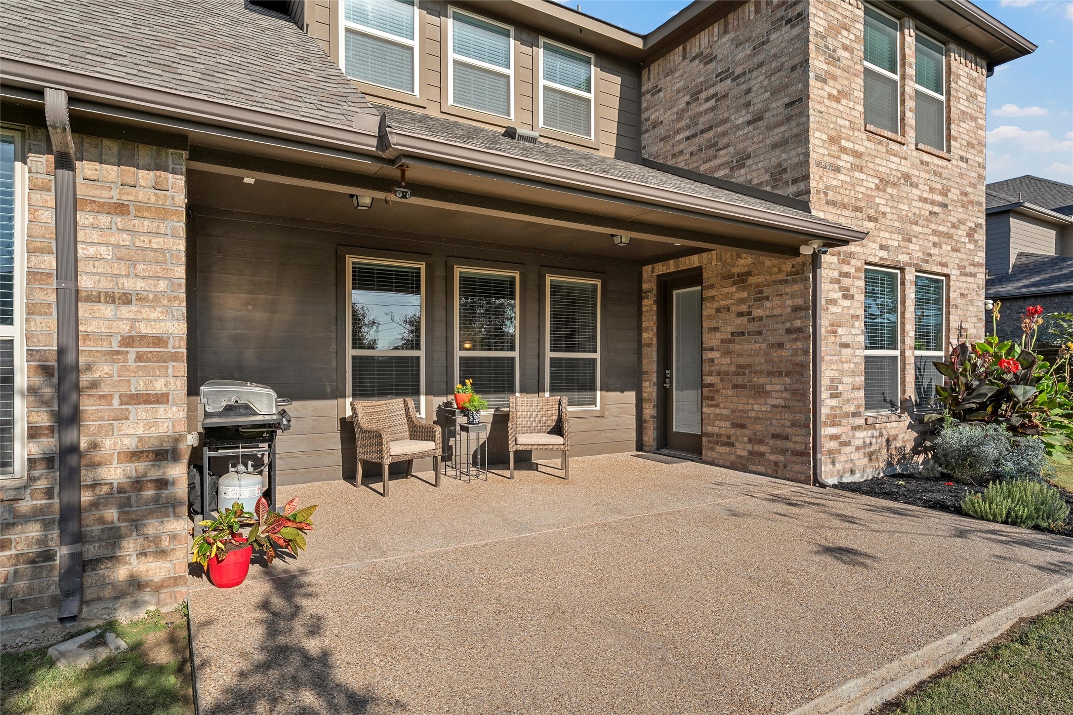 104 Hoyt Drive
