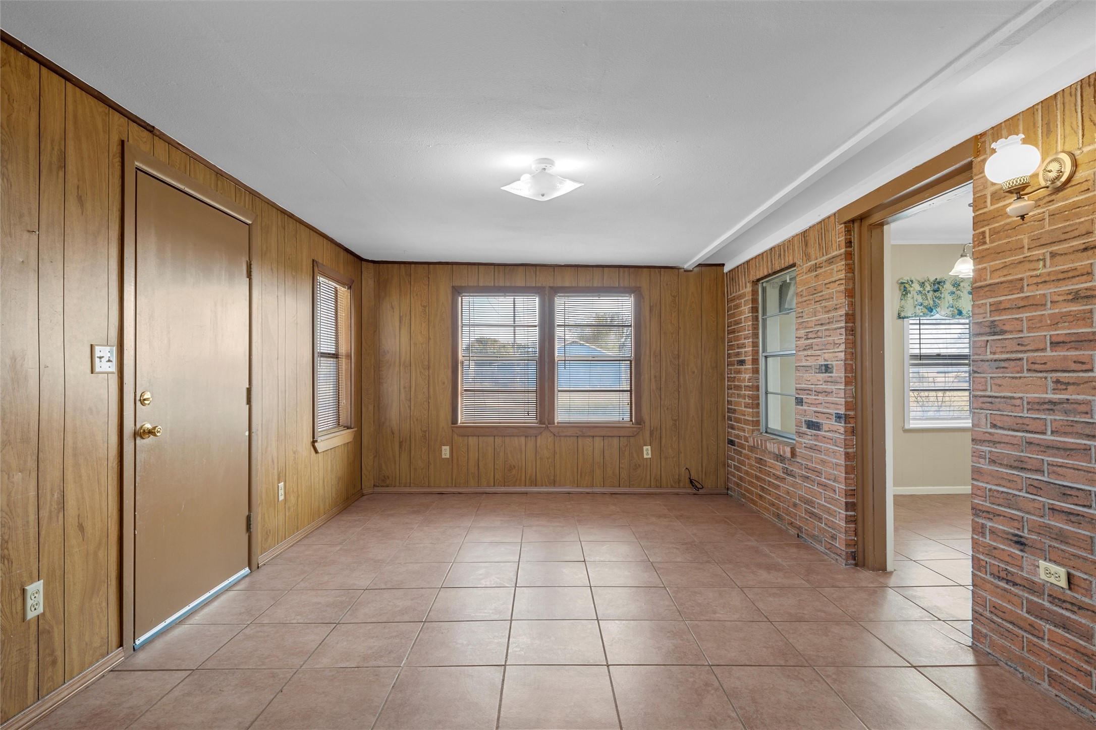 2977 Old Lorena Road