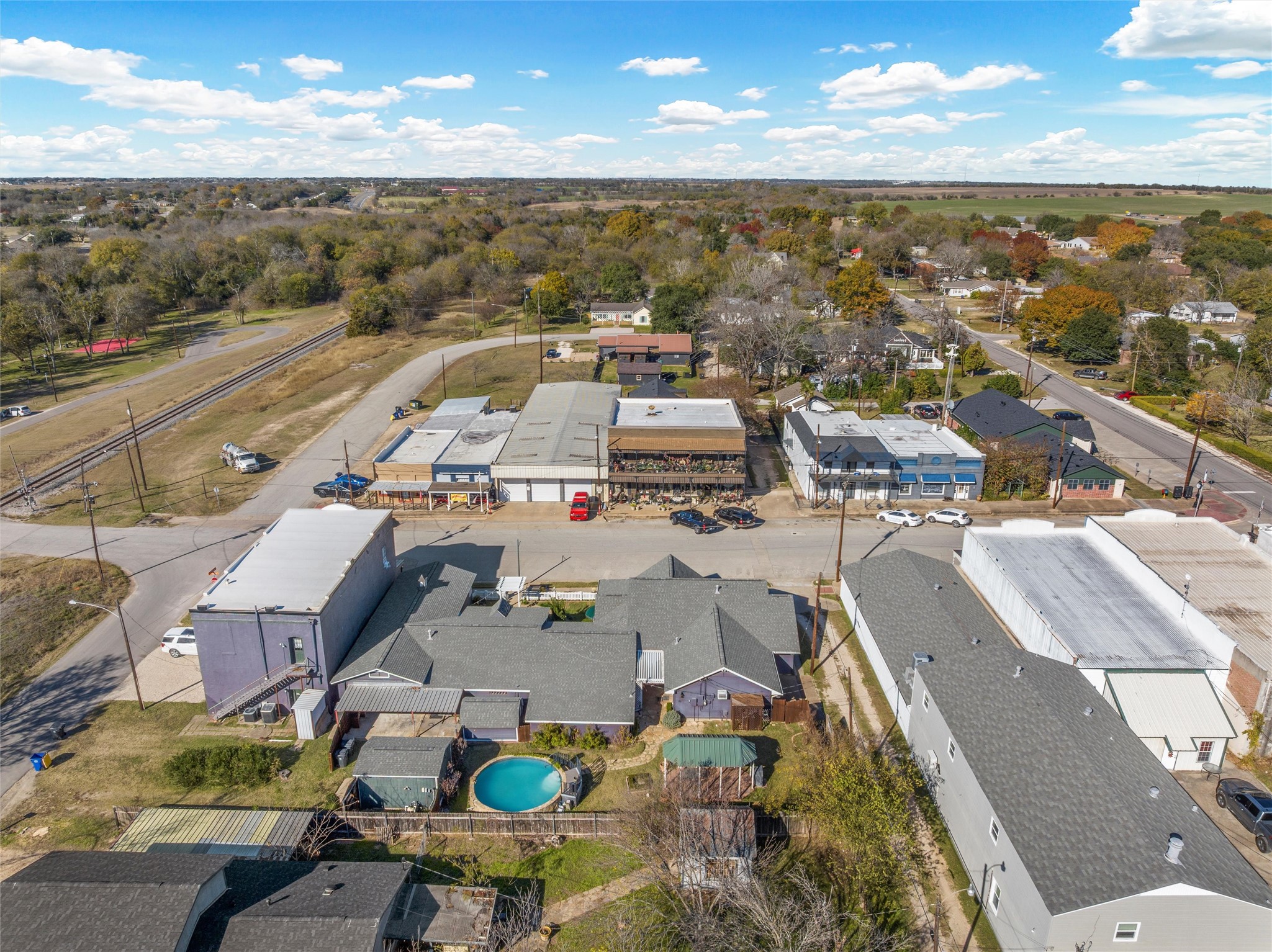 103-105 E Center Street