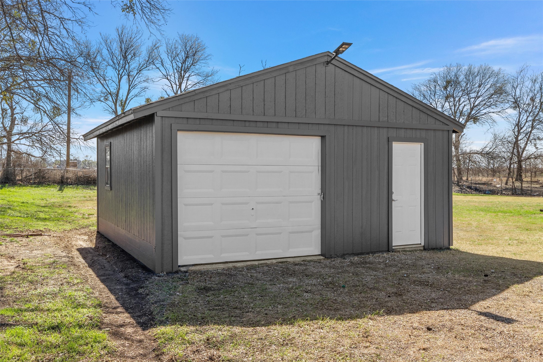338 Lockwood Lane