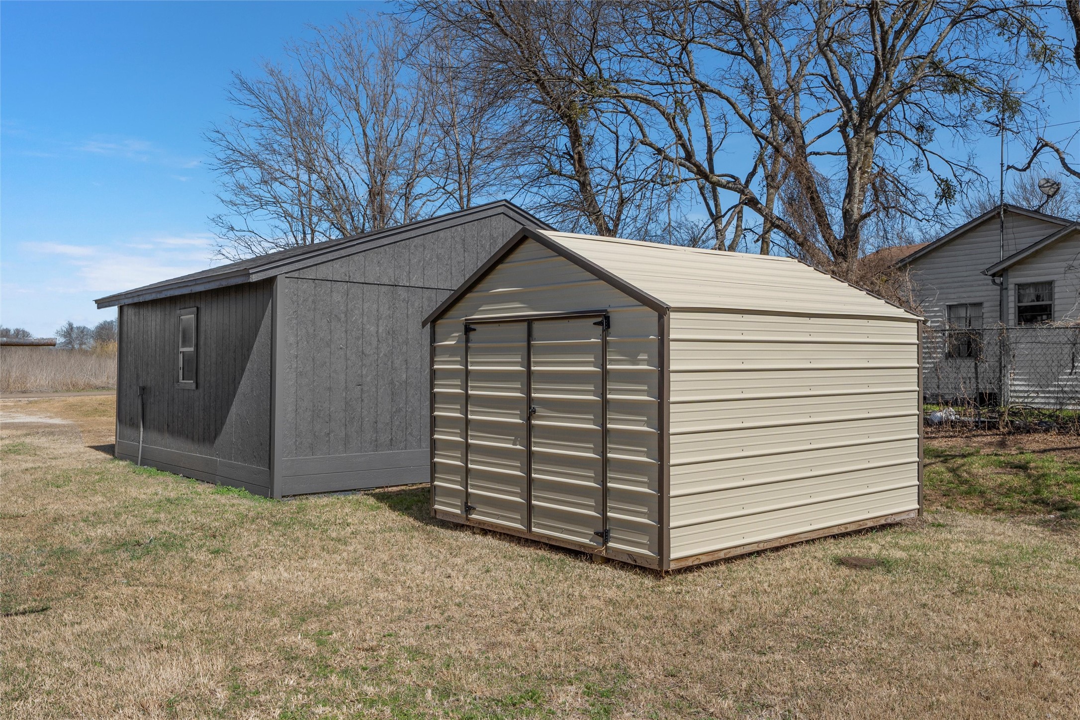 338 Lockwood Lane