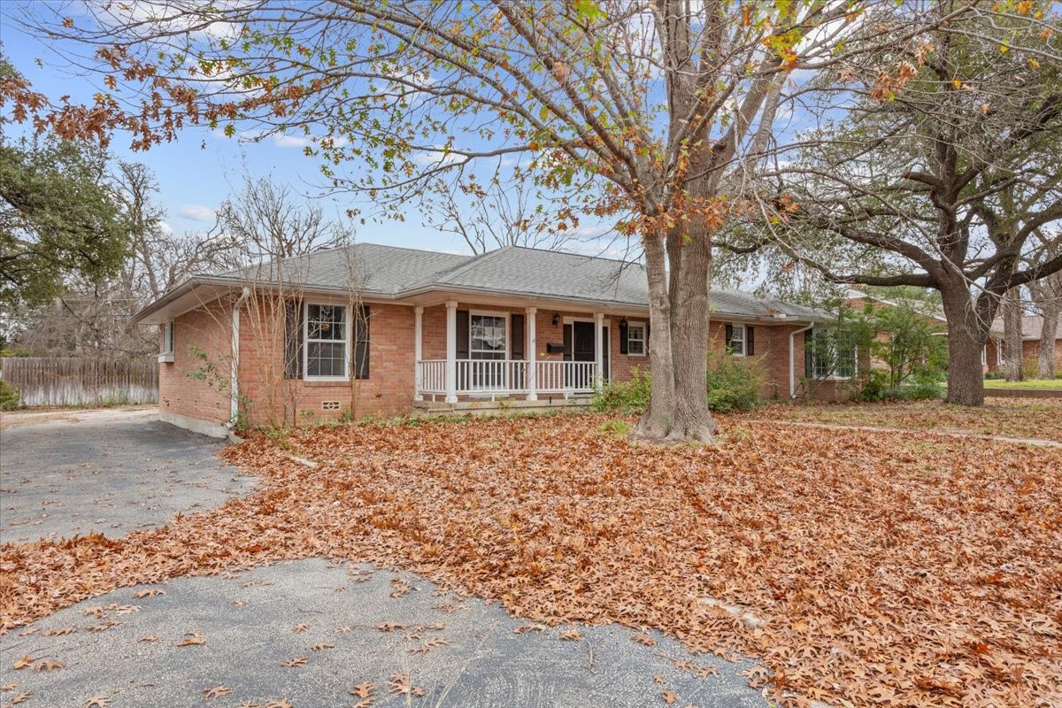 2917 Braemar Drive